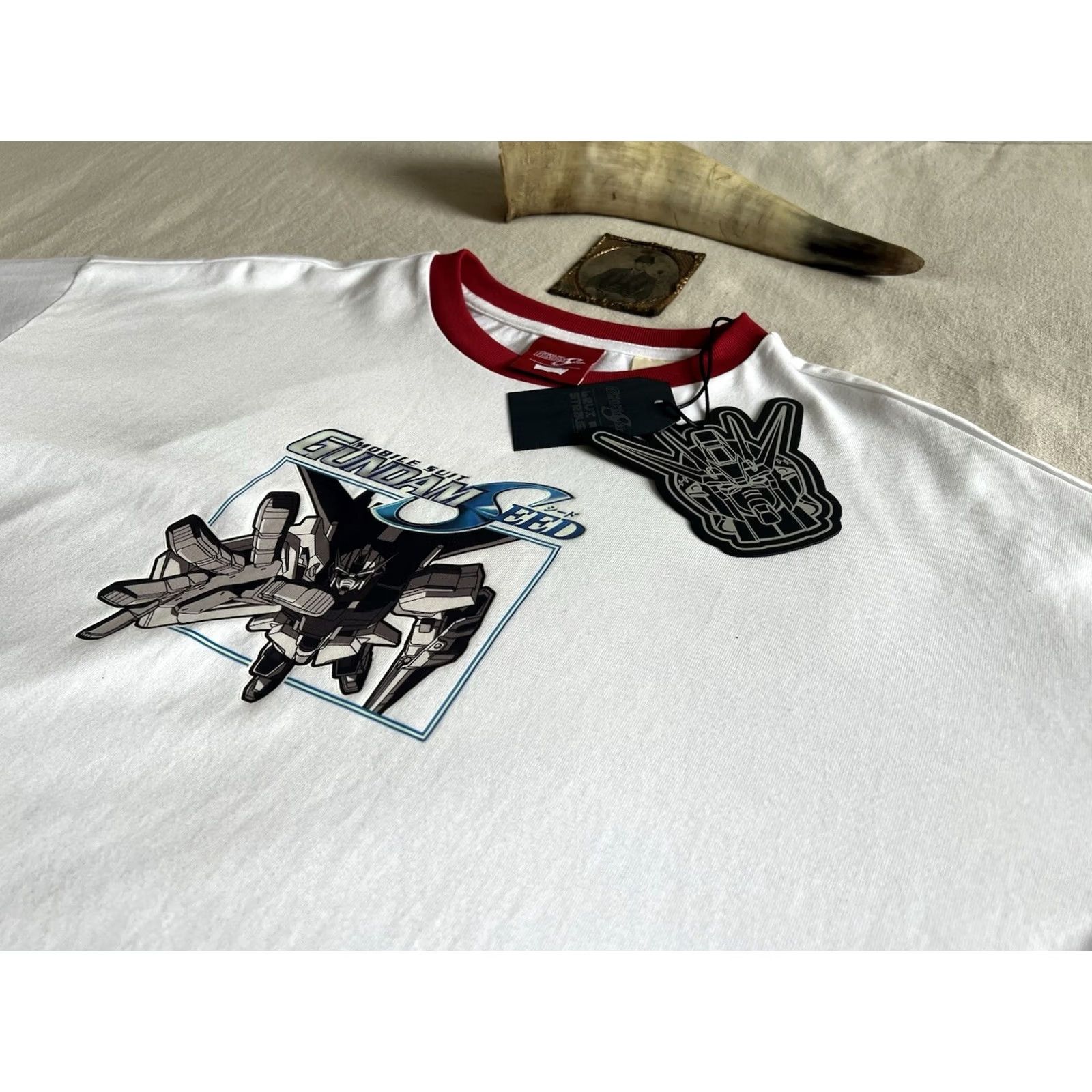 Levi's Levi’s Gundam Seed T-Shirt L-XL Ringer Anime Boxy Fit Rare Sold Out BNWT New Tag Size US L / EU 52-54 / 3 - 2 Thumbnail