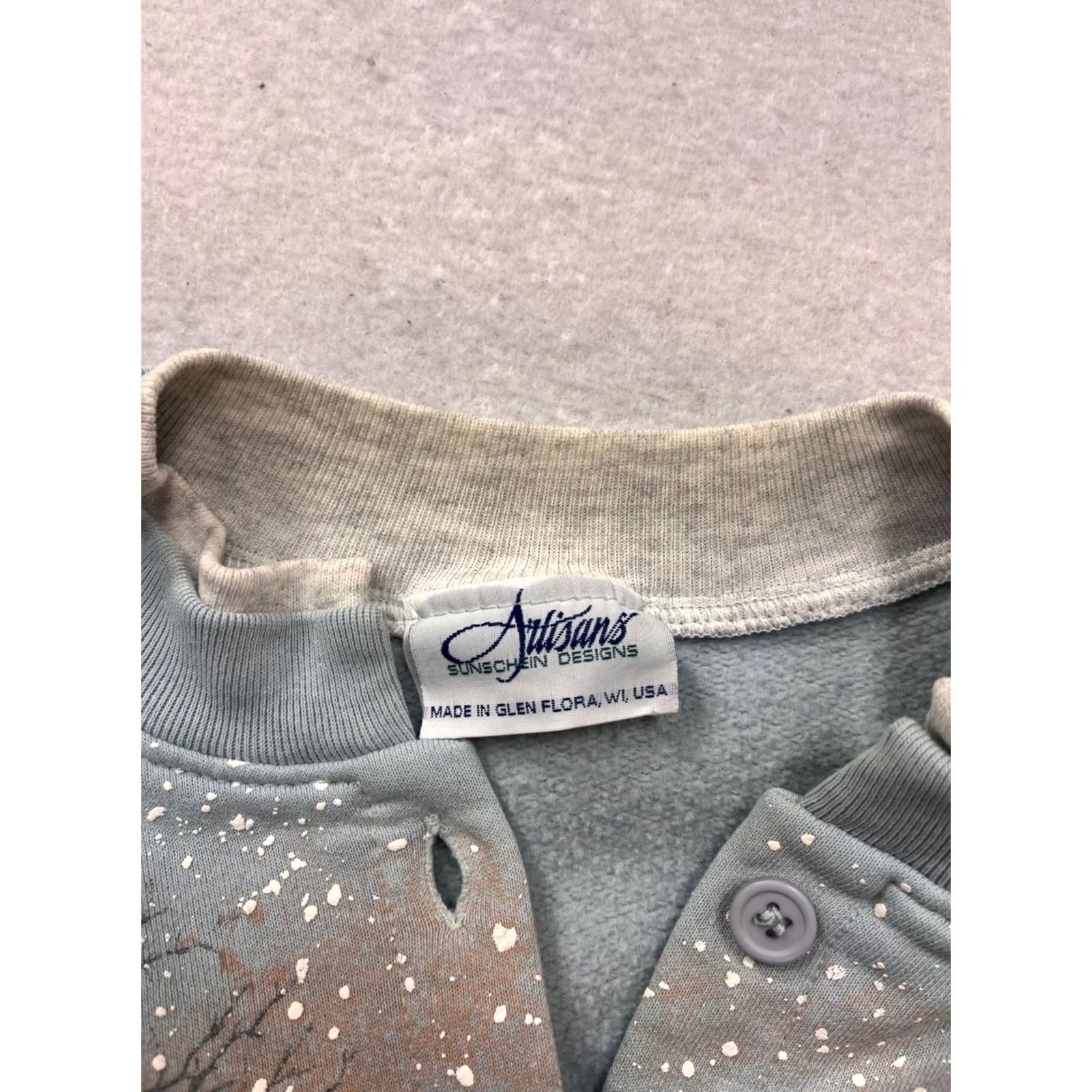 Vintage VINTAGE Artisans Cardigan Sweatshirt Womens L Gray Painted Winter Scene Button-Front Size L / US 10 / IT 46 - 3 Thumbnail