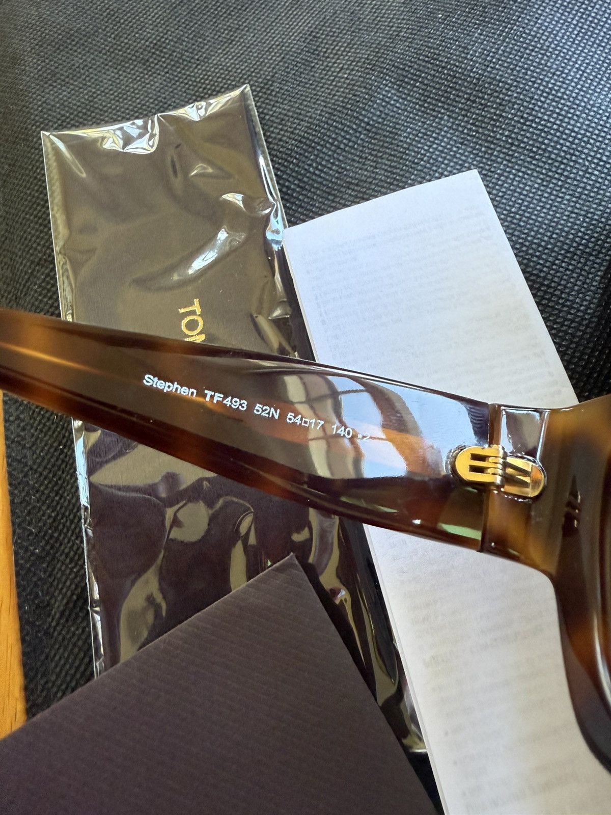 Tom Ford Tom Ford Tortoise Sunglasses Size ONE SIZE - 4 Thumbnail