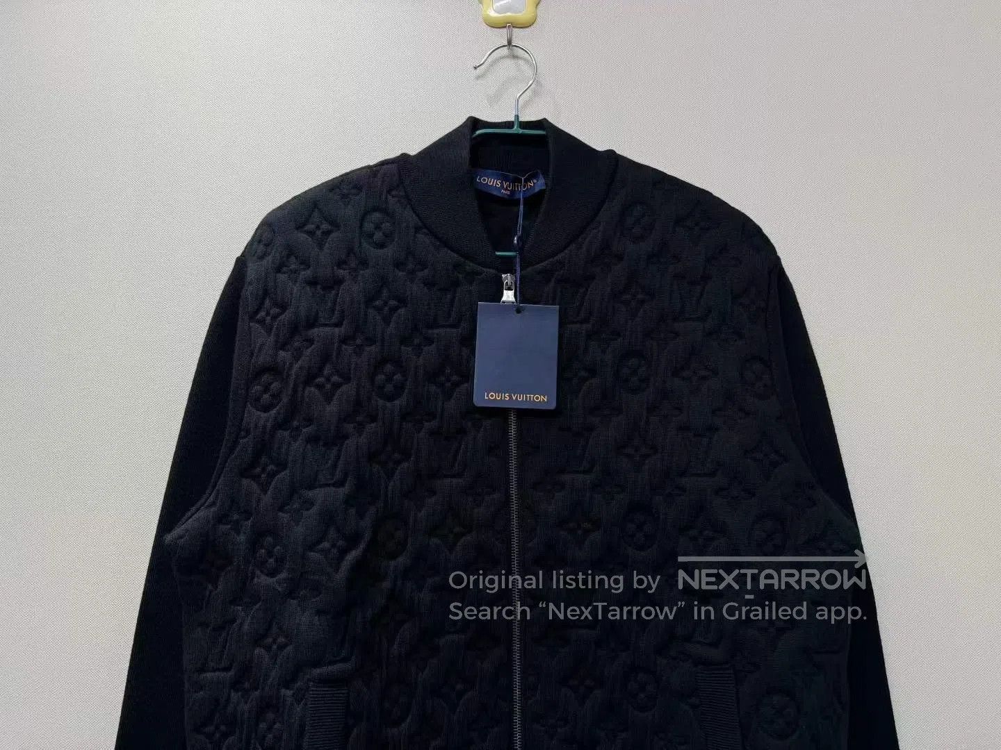Louis Vuitton Louis Vuitton Black Texture Full Logo Cotton Filled Jacket Size US L / EU 52-54 / 3 - 2 Thumbnail