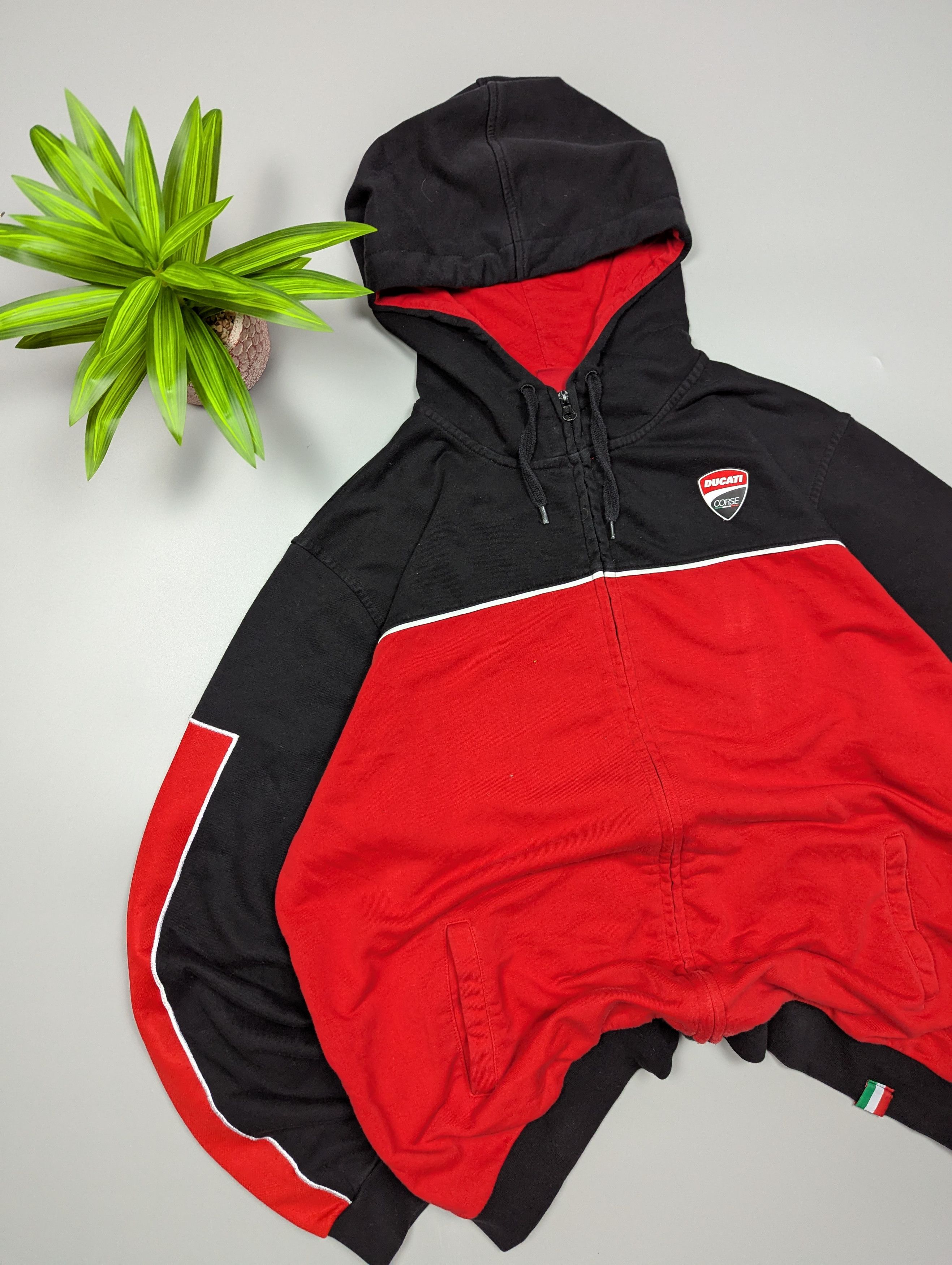 Ducati Ducati Corse Speed Moto Hoodie Men Zip Up Logo Racing Jacket Size US XXL / EU 58 / 5 - 2 Thumbnail