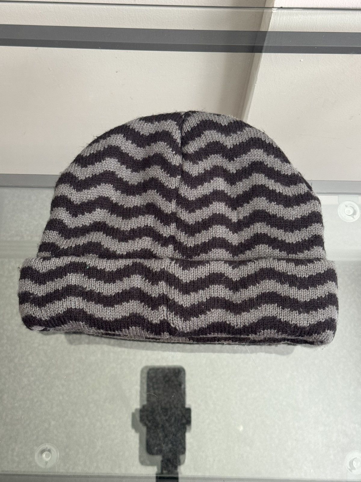 Supreme Supreme Zig Zag Stripe Beanie Size ONE SIZE - 4 Thumbnail