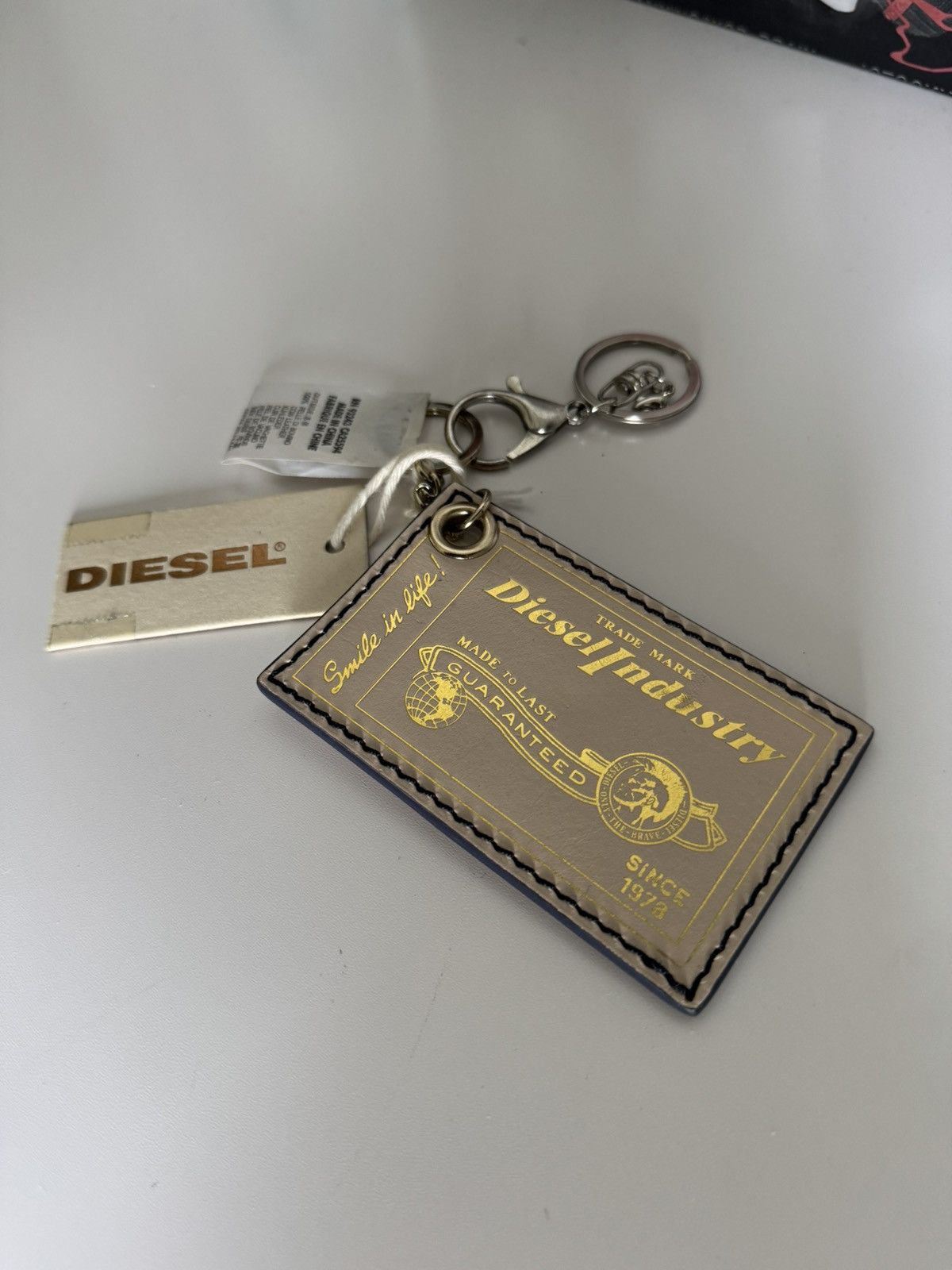 Designer × Diesel BNWT Diesel keychain streetwear y2k style accessories Size ONE SIZE - 2 Thumbnail