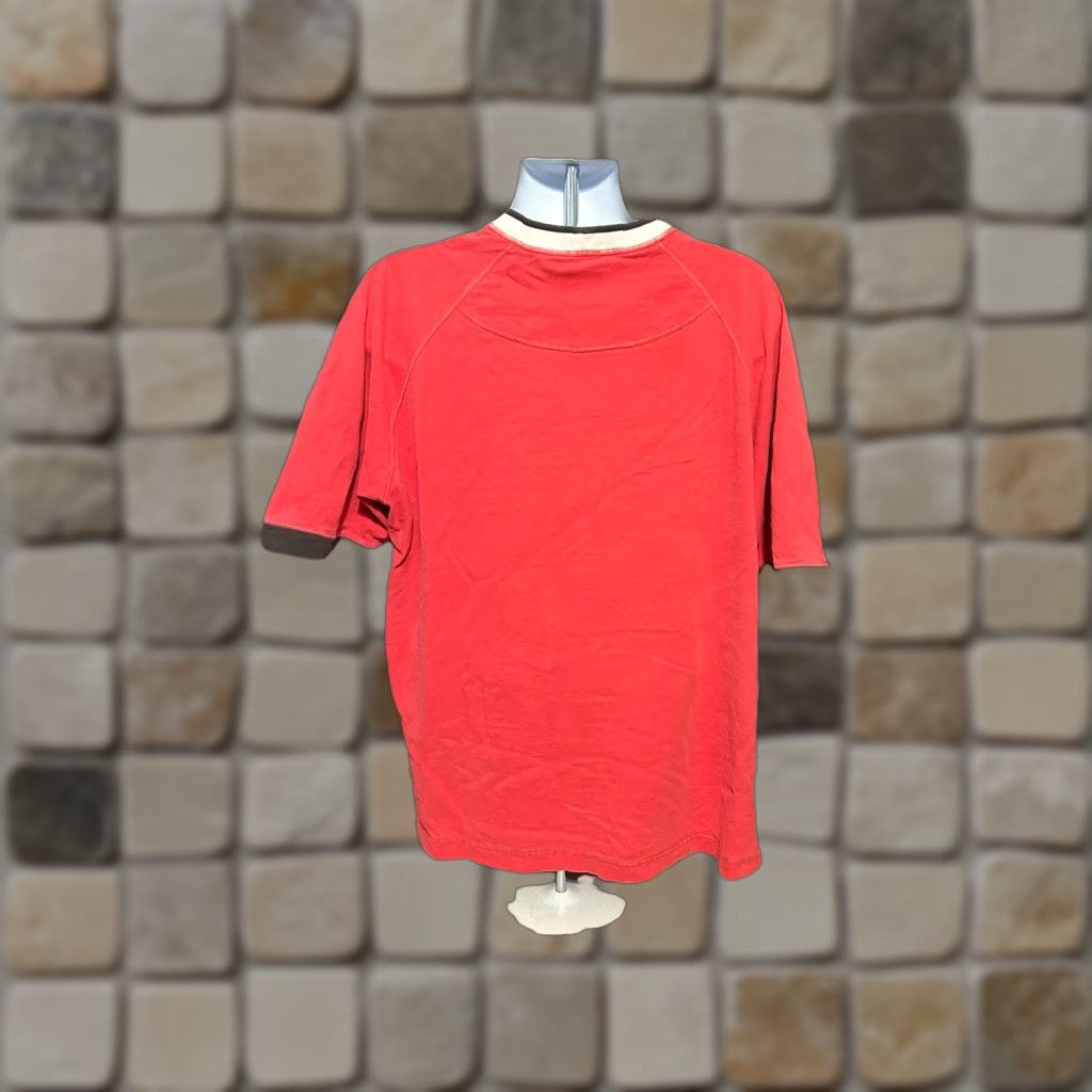 Nike VINTAGE Nike Shirt 2XL Men Red Black Short Sleeve Center Swoosh Logo Pattern 90s Size US XXL / EU 58 / 5 - 1 Thumbnail