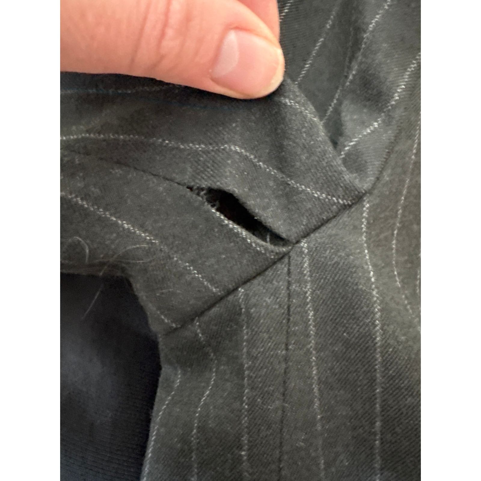 H&M H&M Oversized Charcoal Gray White Stripe Pinstripe Blazer Size M / US 6-8 / IT 42-44 - 9 Thumbnail