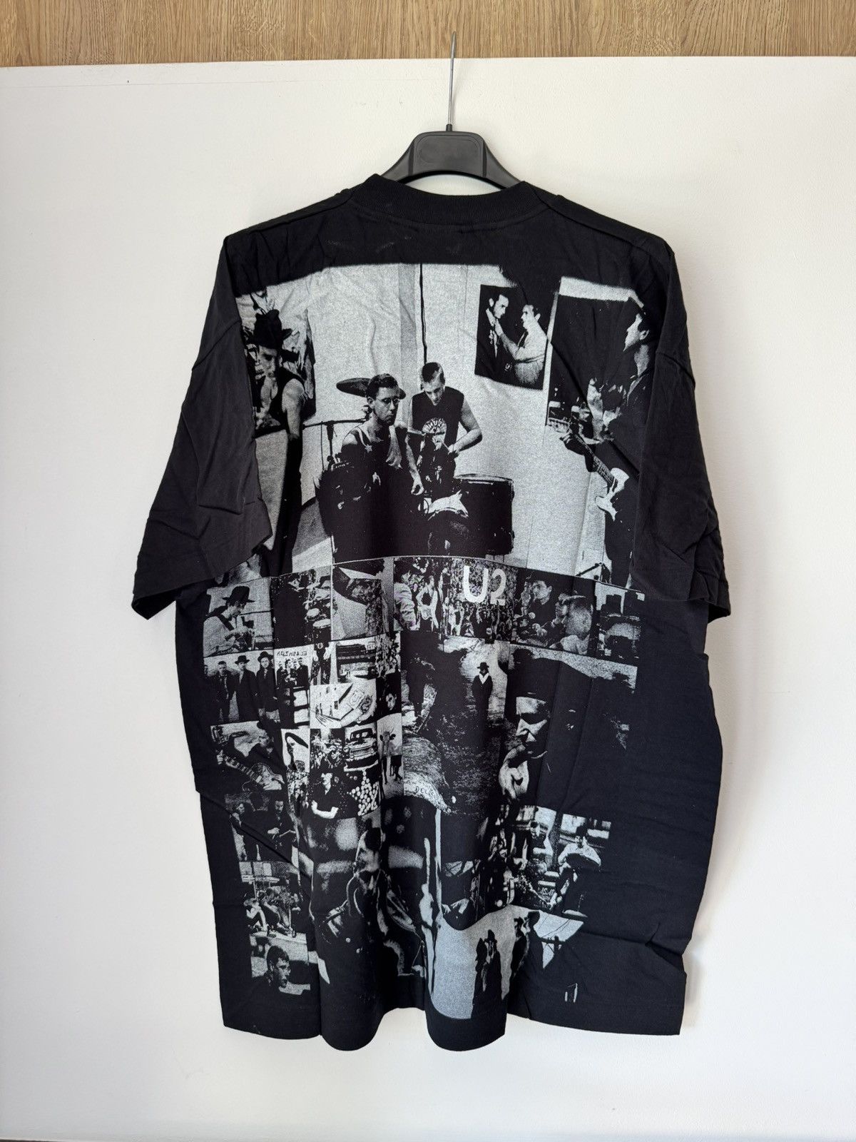 Band Tees U2 Vintage 90s Band Rock Tee Two Sided Print Emire Rare Bono Size US XL / EU 56 / 4 - 2 Thumbnail