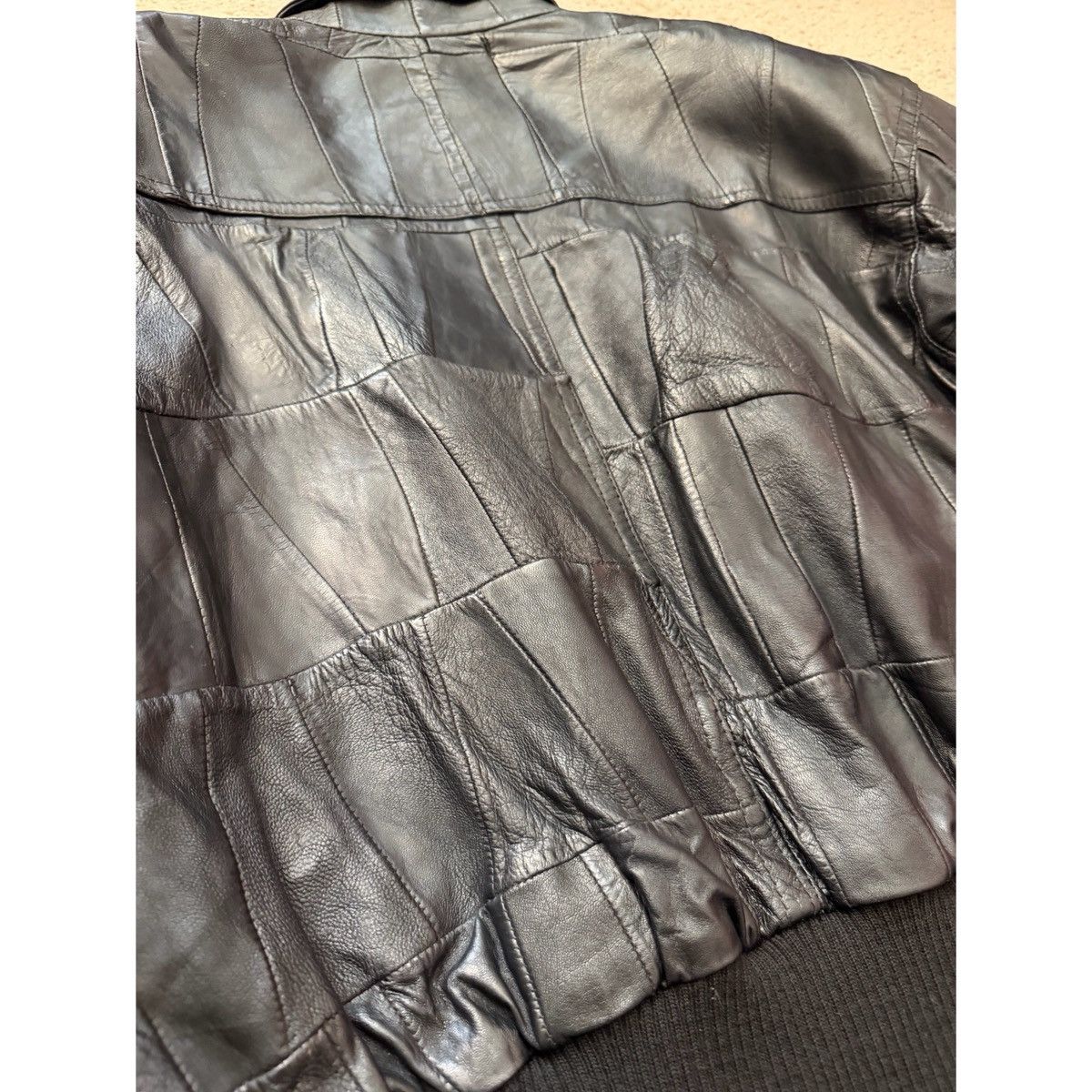 Vintage VINTAGE BLACK PATCHWORK BOMBER LEATHER JACKET Size US M / EU 48-50 / 2 - 22 Thumbnail