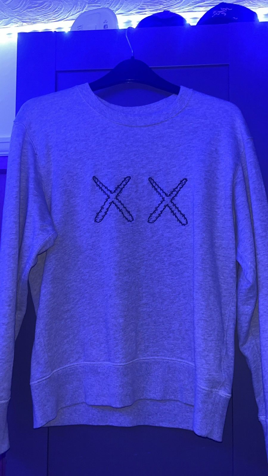 Kaws × Uniqlo kaws x sesame street jumper Size US XS / EU 42 / 0 - 1 Thumbnail