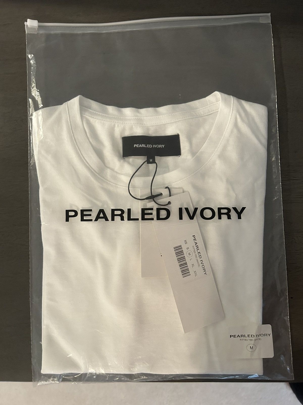 Designer Pearled ivory white Fitted Tee Size US M / EU 48-50 / 2 - 1 Thumbnail