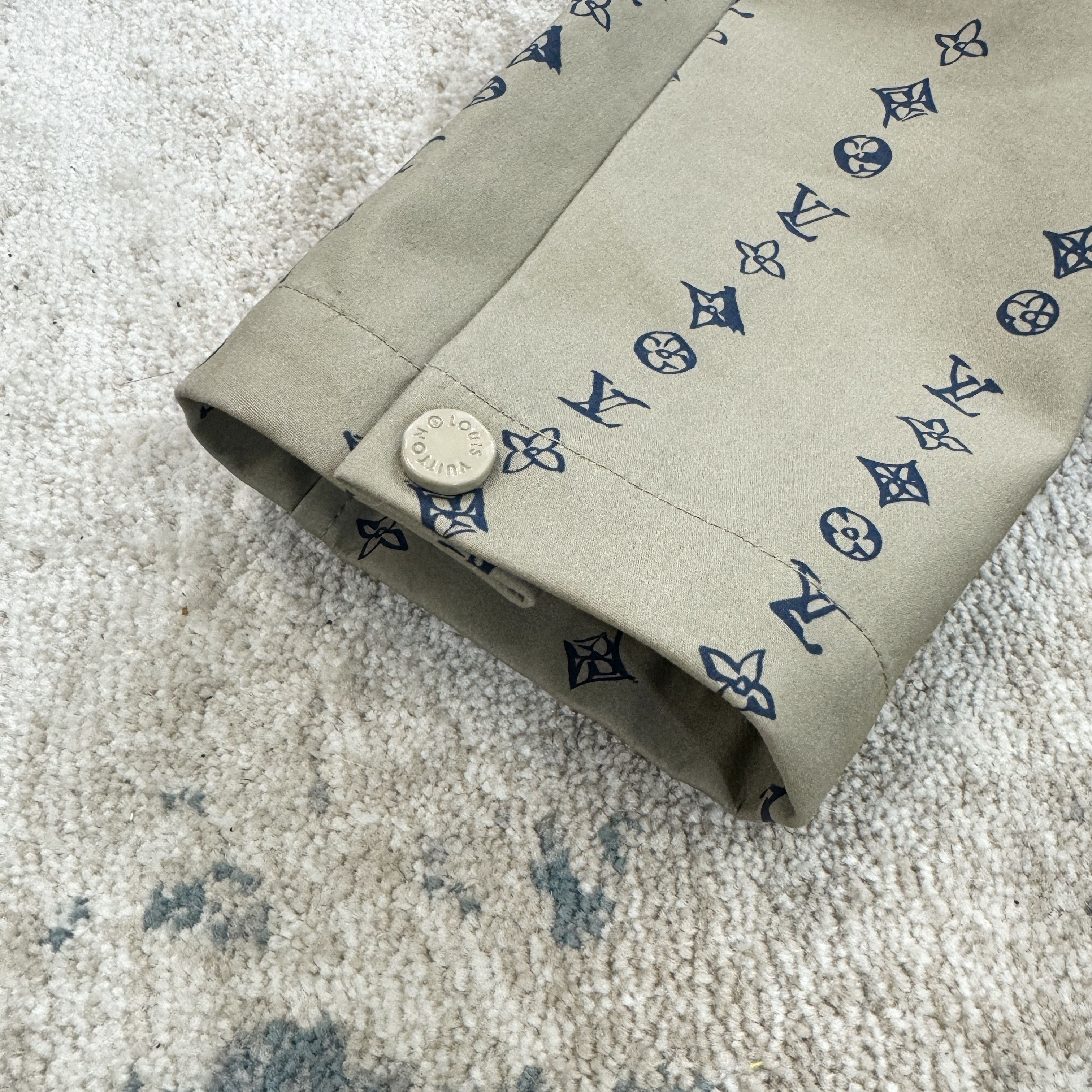 Louis Vuitton Louis Vuitton x Nigo 1A9GBI Monogram Belted Jacket RRP £3100 Size US M / EU 48-50 / 2 - 8 Thumbnail