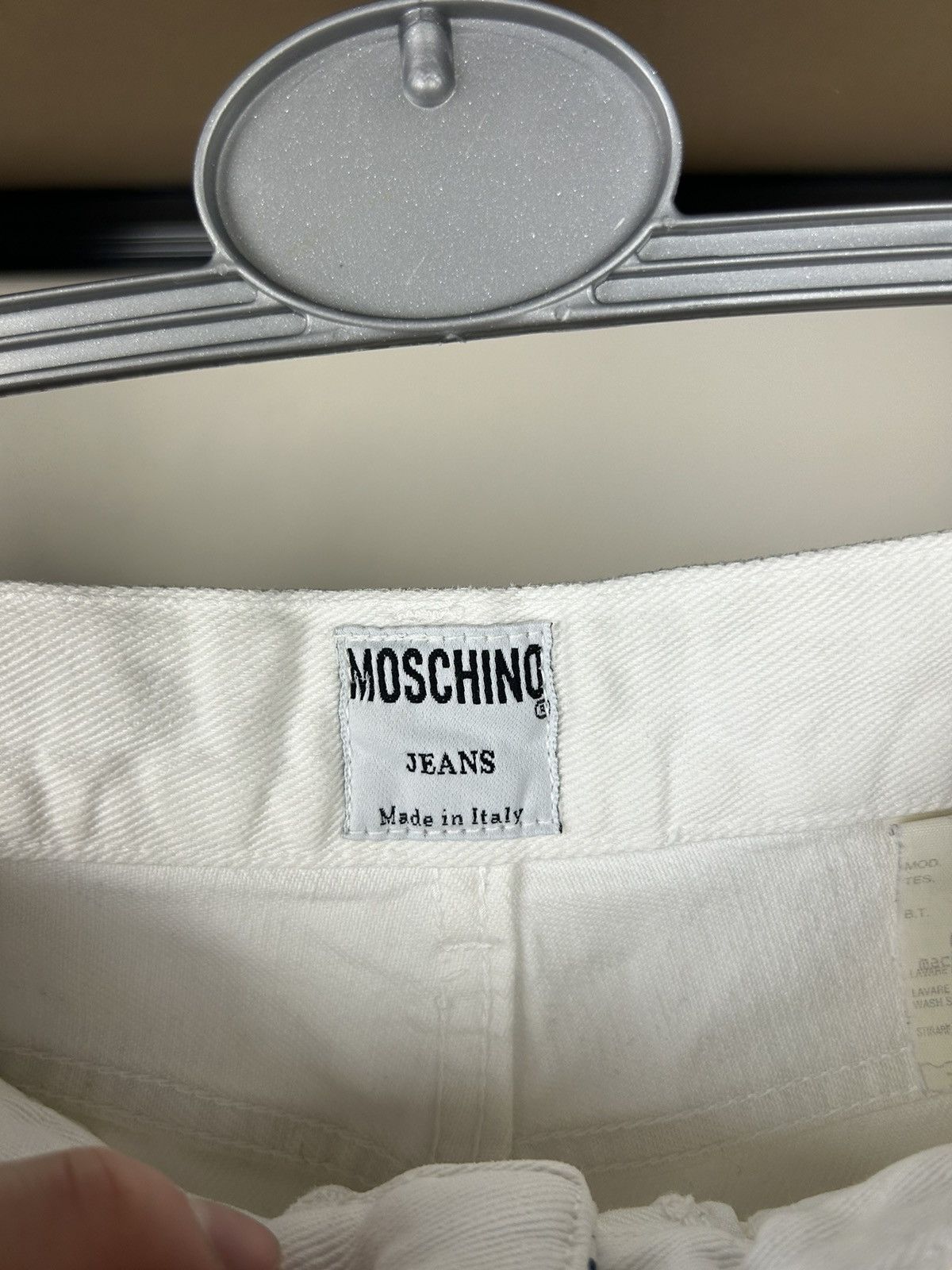 Designer × Moschino Moschino Italy 'Love and Peace' denim short pants Size US 32 / EU 48 - 8 Thumbnail