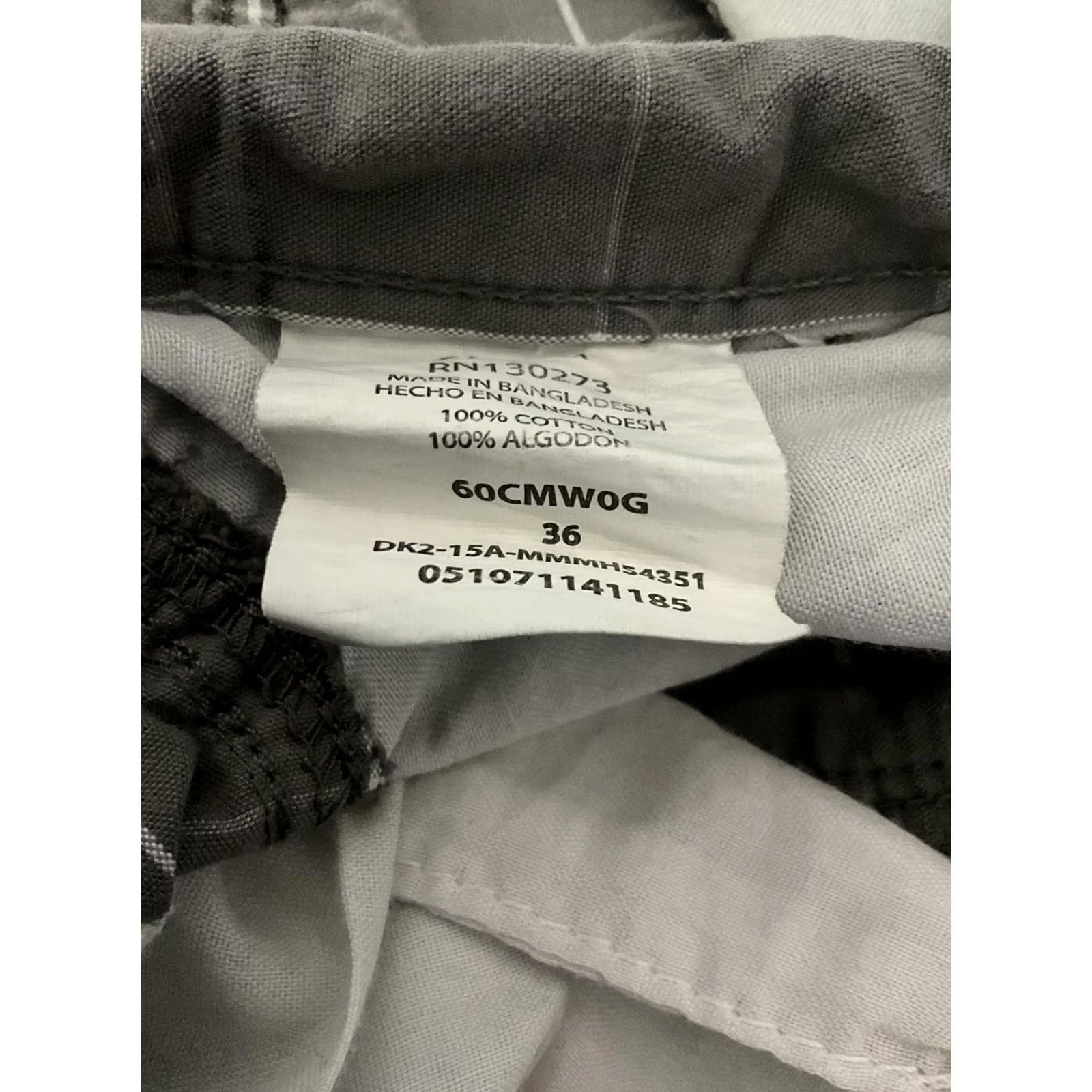 Wrangler Wrangler Men's Cargo Shorts Plaid Pattern Gray 36 Casual Button 9in Inseam Cotton Regular Mens Size US 36 / EU 52 - 3 Thumbnail
