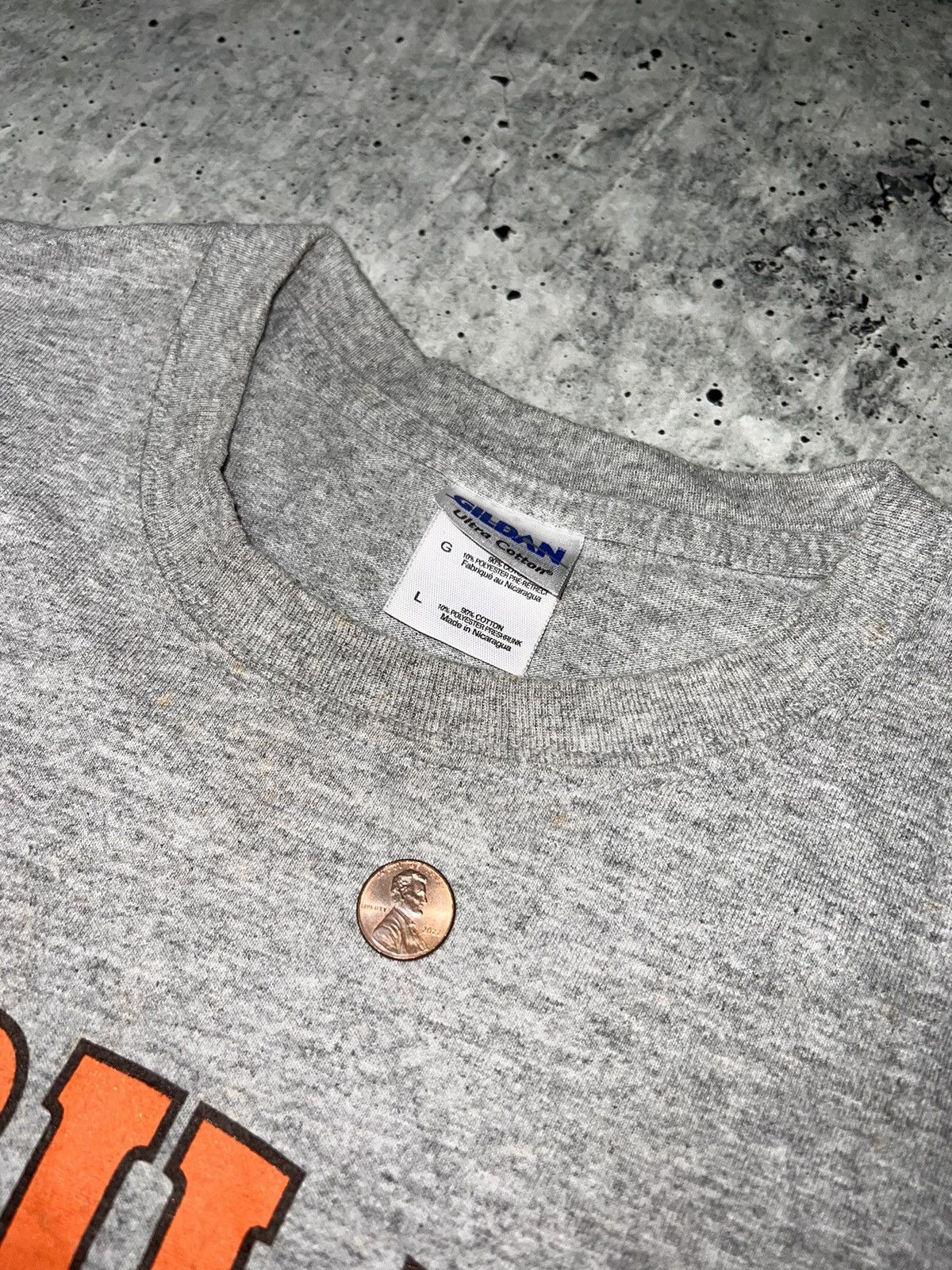Other Vintage Y2K Gorilla Glue Graphic Tee Size US L / EU 52-54 / 3 - 6 Thumbnail