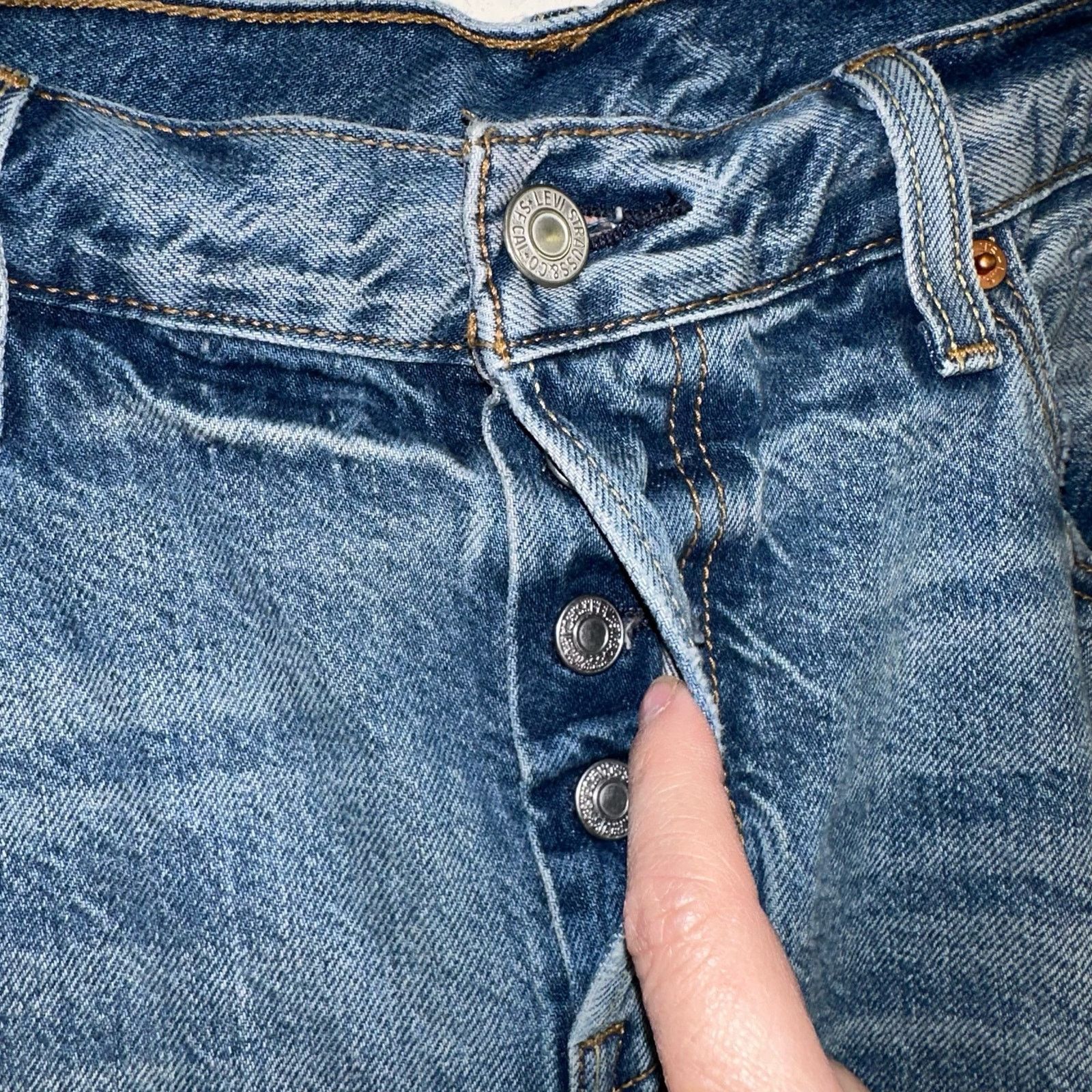 Levi's Levi’s 501 Button Fly Tapered Distressed Denim Jeans Size 30" / US 8 / IT 44 - 3 Thumbnail