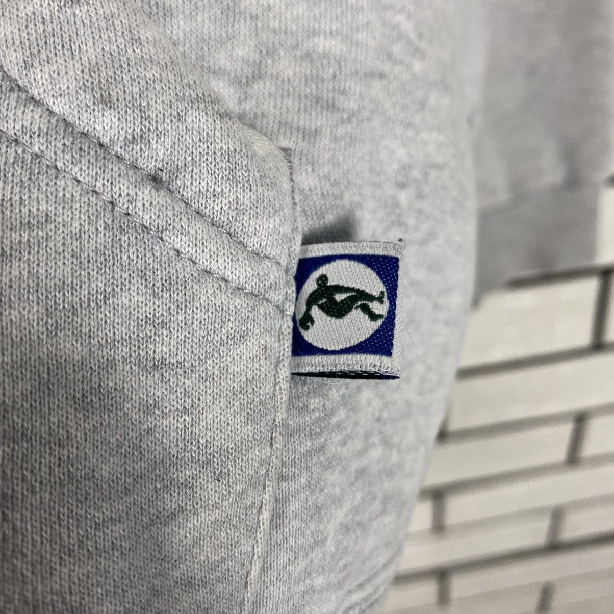 Japanese Brand 📌Vintage Hoodie Pull Over Discus Athletic Size US XL / EU 56 / 4 - 14 Thumbnail