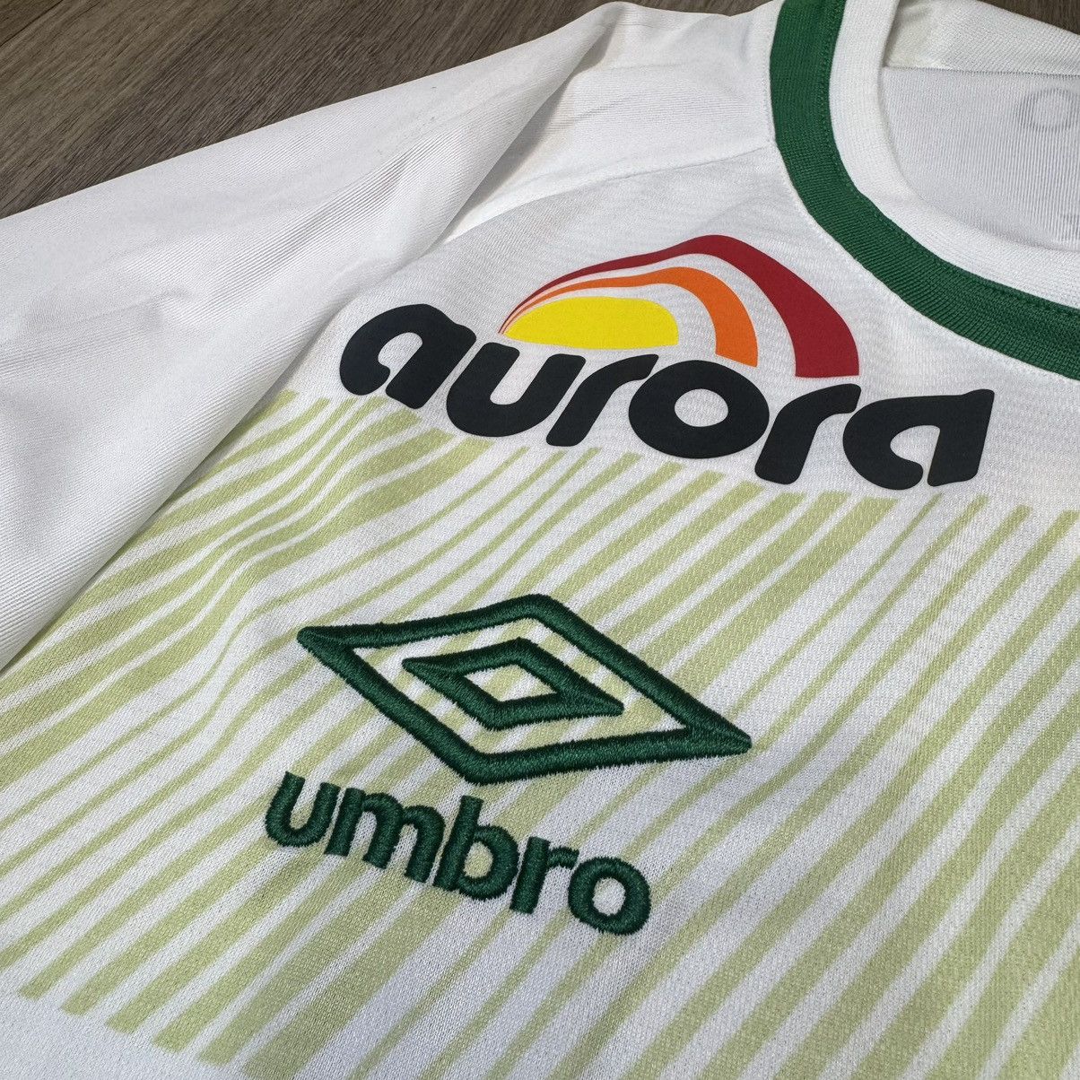 Umbro Chapecoense 16/17 away shirt Size US M / EU 48-50 / 2 - 4 Thumbnail