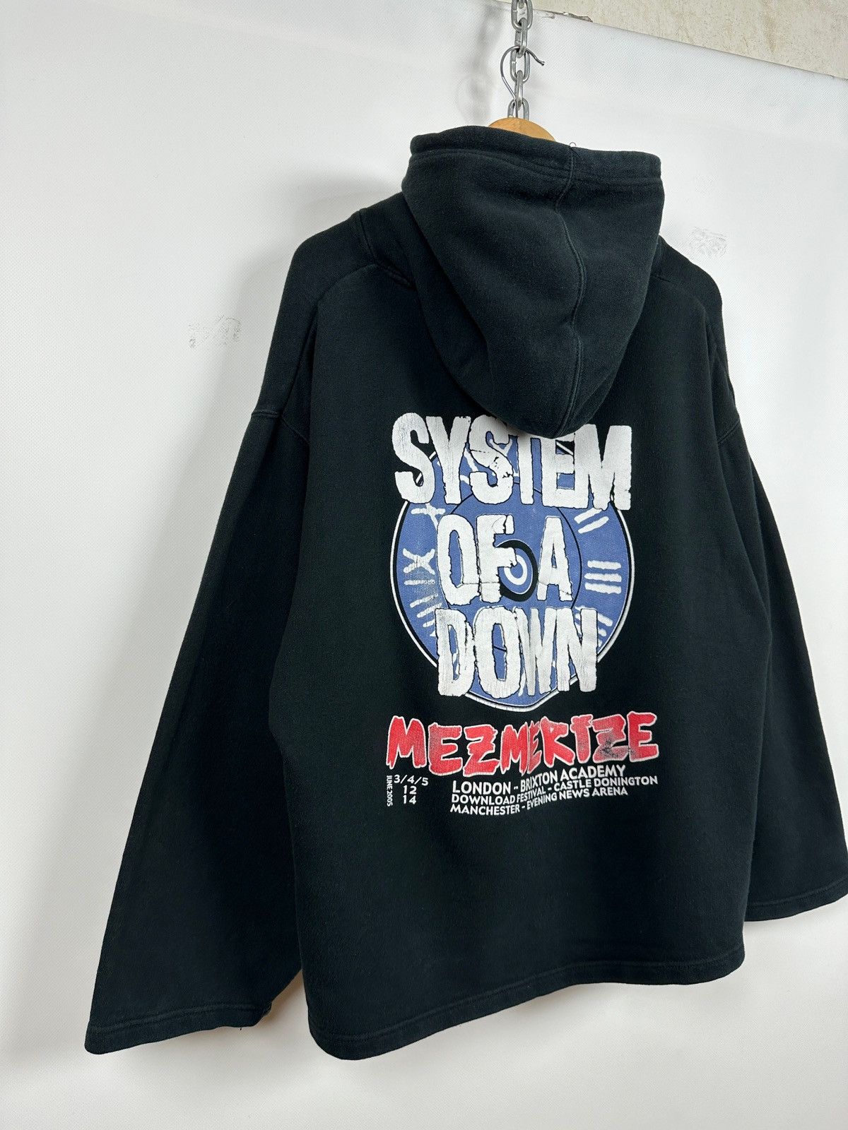 Band Tees 2005 Vintage System Of A Down Mezmerize Tour Hoodie Size US L / EU 52-54 / 3 - 5 Thumbnail
