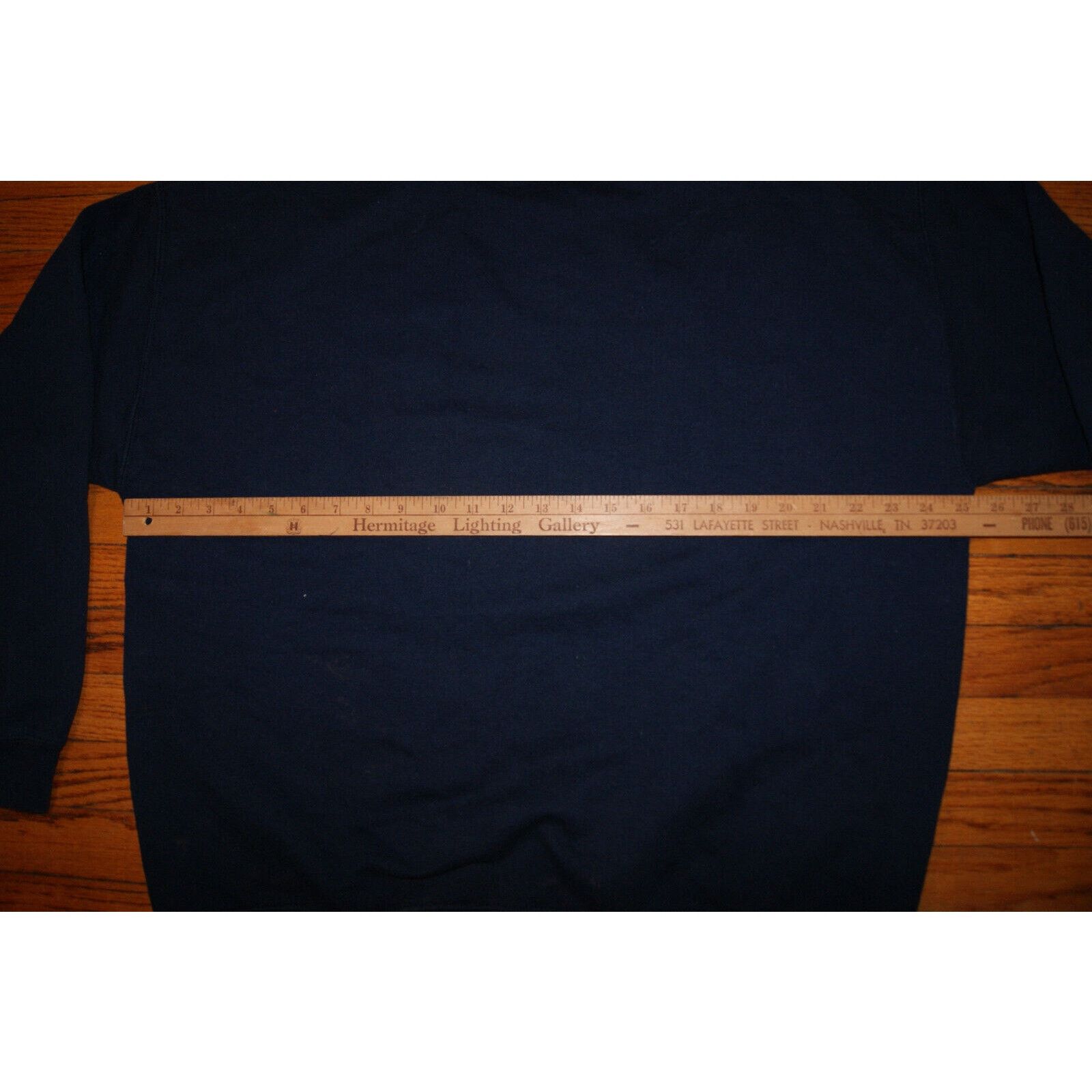 Gildan ILLINOIS FIGHTING ILLINI Basketball 18 Mens XL Sweatshirt Size US XL / EU 56 / 4 - 7 Thumbnail