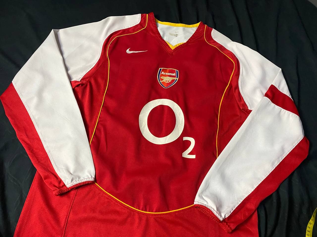 Nike Arsenal home 2004 Henry Size US M / EU 48-50 / 2 - 3 Thumbnail