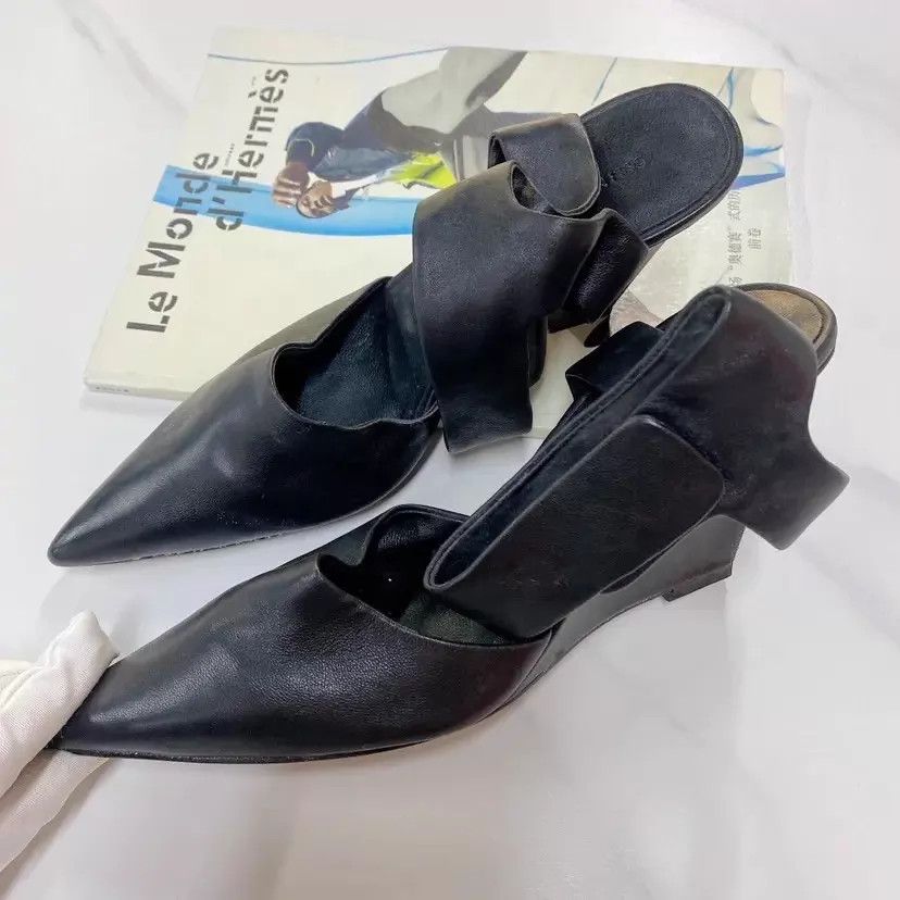 Celine Celine Black 38 EU Heels Pre-Owned Size US 7.5 / IT 37.5 - 3 Thumbnail