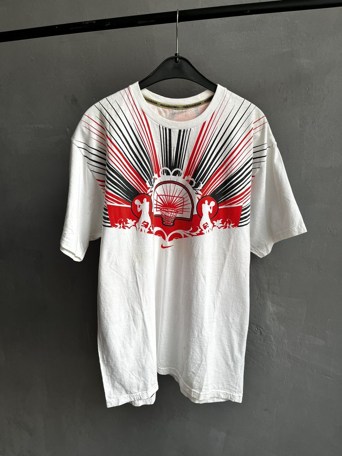 Nike × Vintage Nike basketball t shirt vintage 90s Size US XL / EU 56 / 4 - 1 Thumbnail