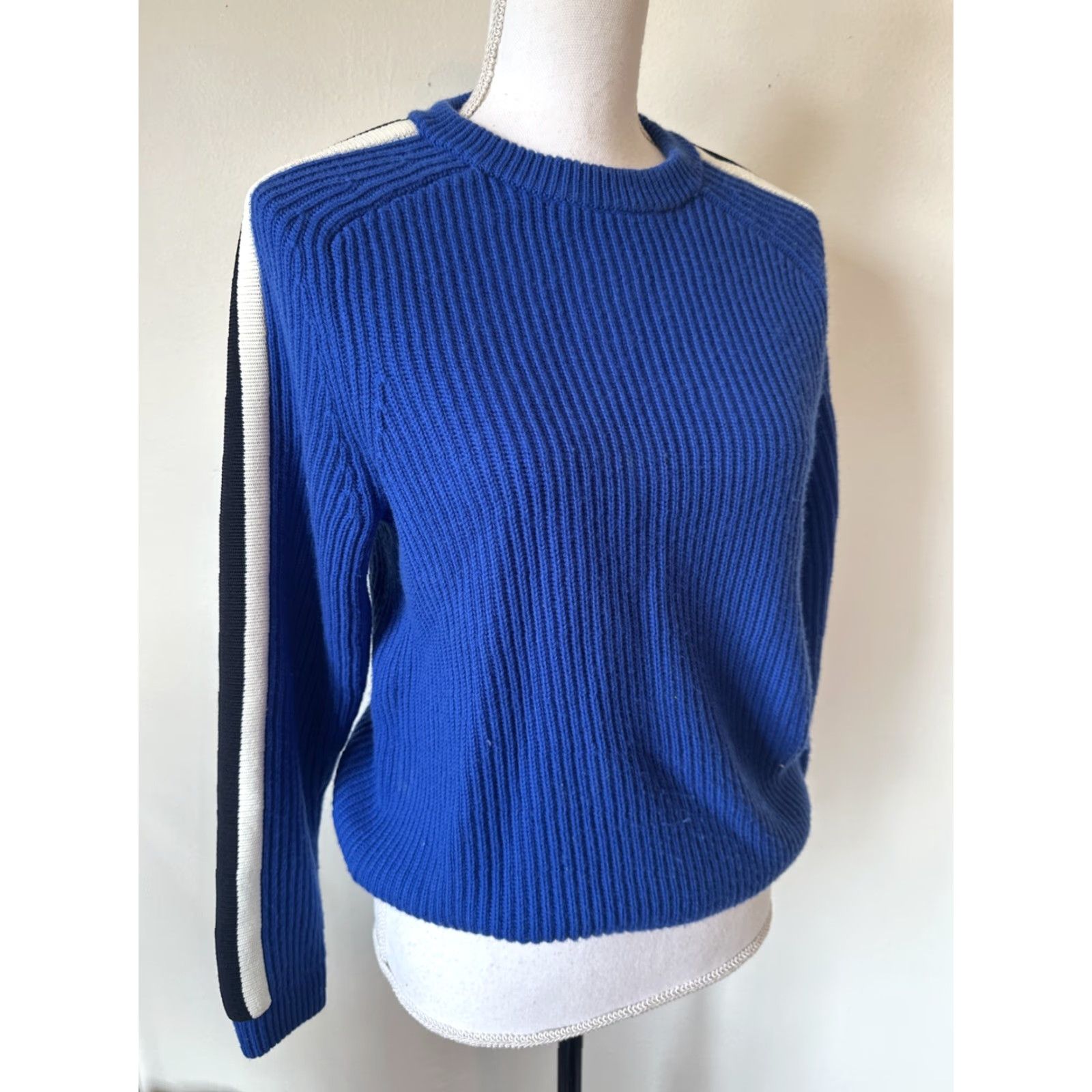 Tory Burch Tory Burch Sweater Shirt Womens XS Blue Wool Crewneck Long Sleeve 100% Wool Solid Vintage No Size XS / US 0-2 / IT 36-38 - 3 Thumbnail
