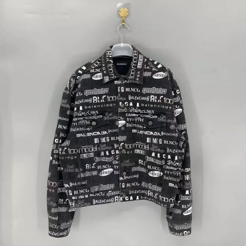 Balenciaga Balenciaga TV program bullet screen full print denim jacke Size US S / EU 44-46 / 1 - 1 Thumbnail