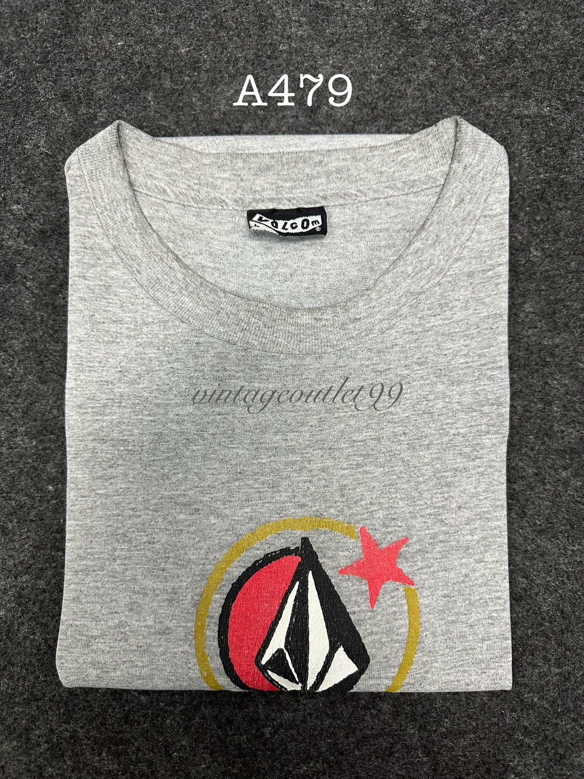 Volcom Volcom Center Vintage Made In Usa Tshirt A479 Size US L / EU 52-54 / 3 - 14 Thumbnail