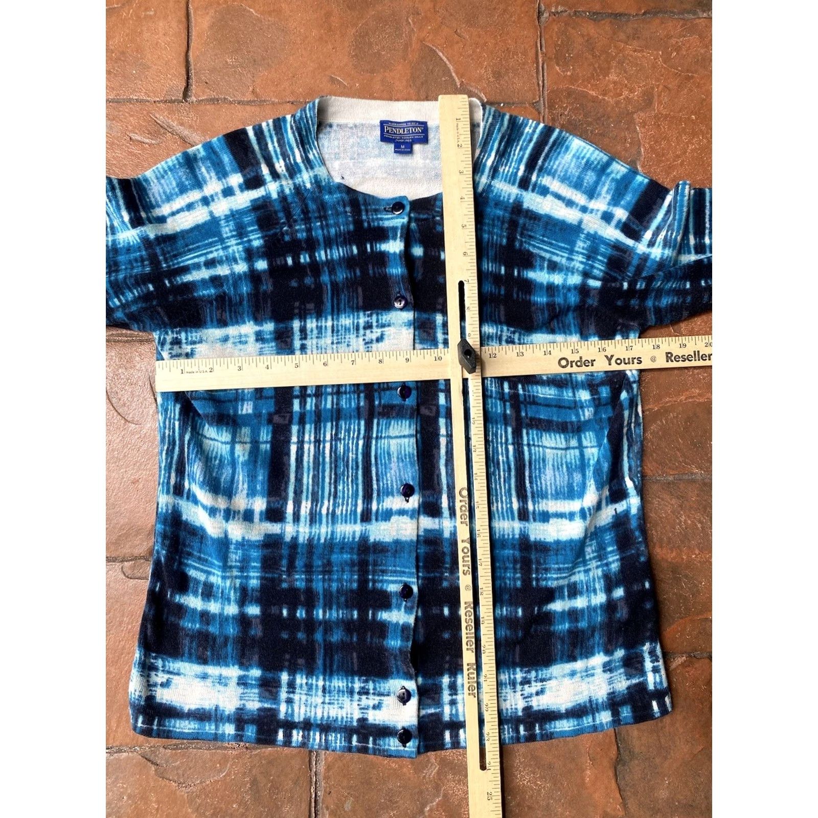 Pendleton VINTAGE Pendleton Cardigan Sweater Geometric Blue Wool Button Round Neck Long Sleeve Medium Womens Size M / US 6-8 / IT 42-44 - 7 Thumbnail