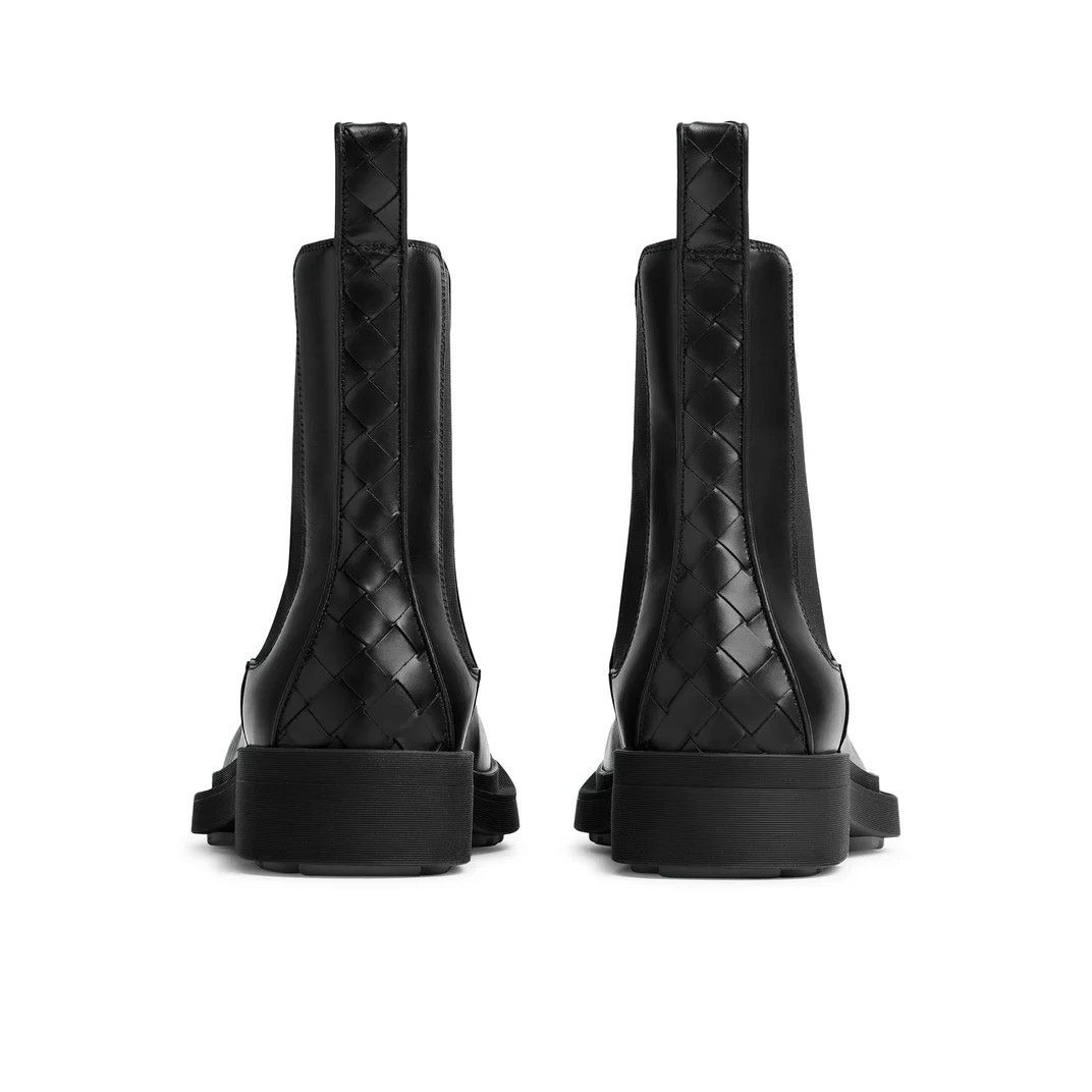 BOTTEGA VENETA Ben $1450 Women's Black Leather Chelsea Boots
