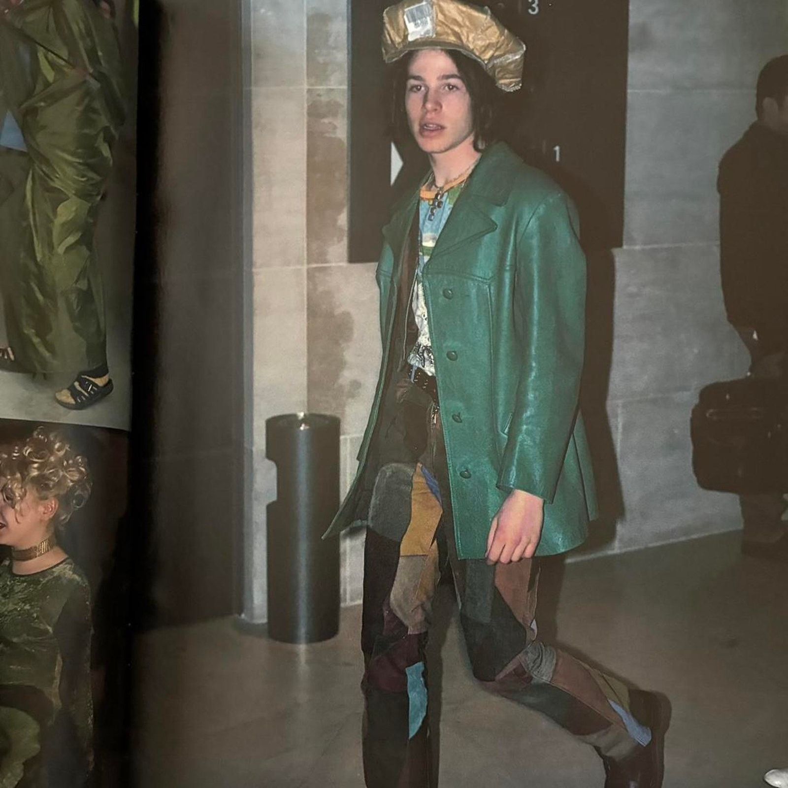 Vintage × Vivienne Westwood Street fashion Magazine Vivienne Westwood Fashion Show Size ONE SIZE - 3 Thumbnail