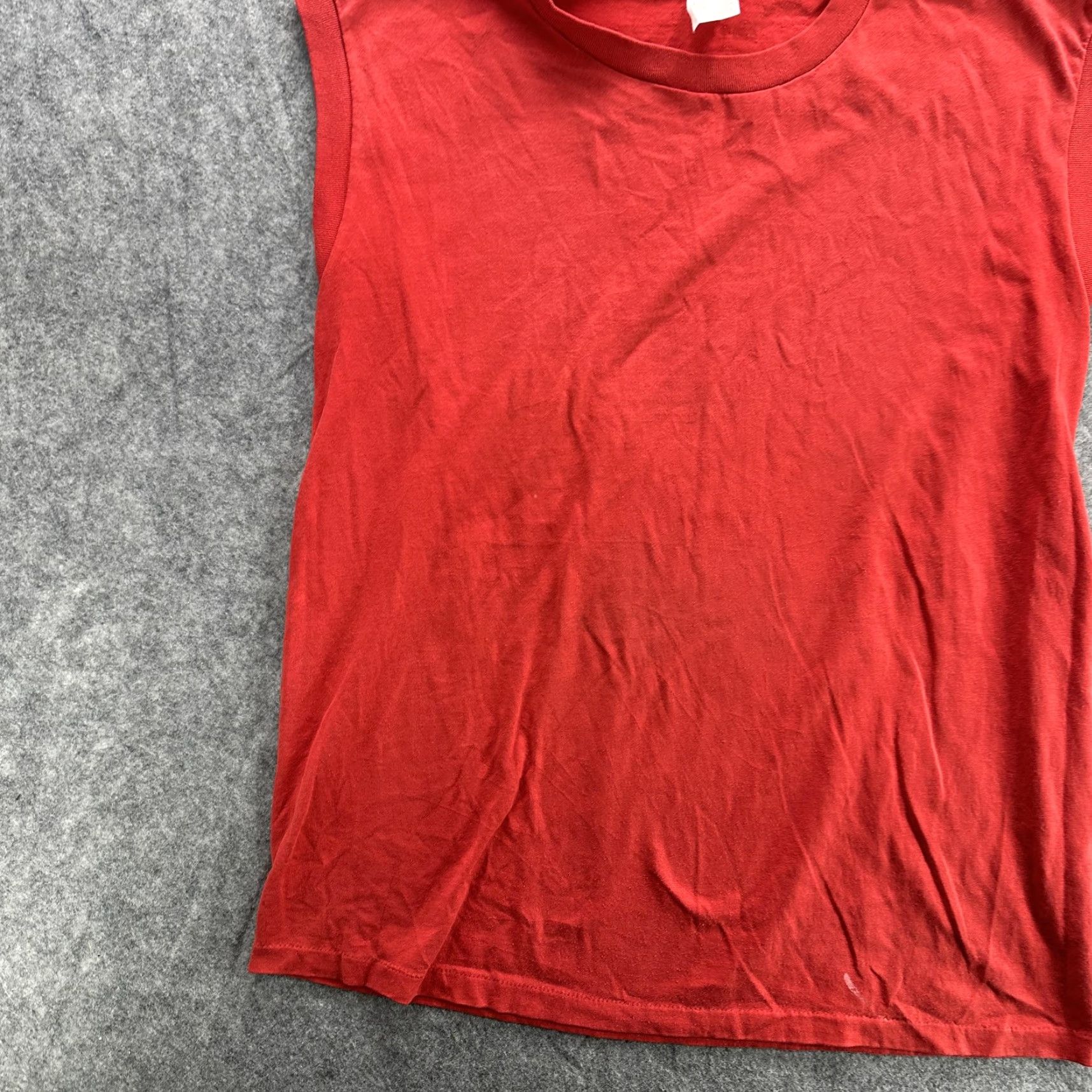 Other VINTAGE Generic Sleeveless Muscle Shirt Mens XL Red Solid Athletic Tee Size US XL / EU 56 / 4 - 3 Thumbnail