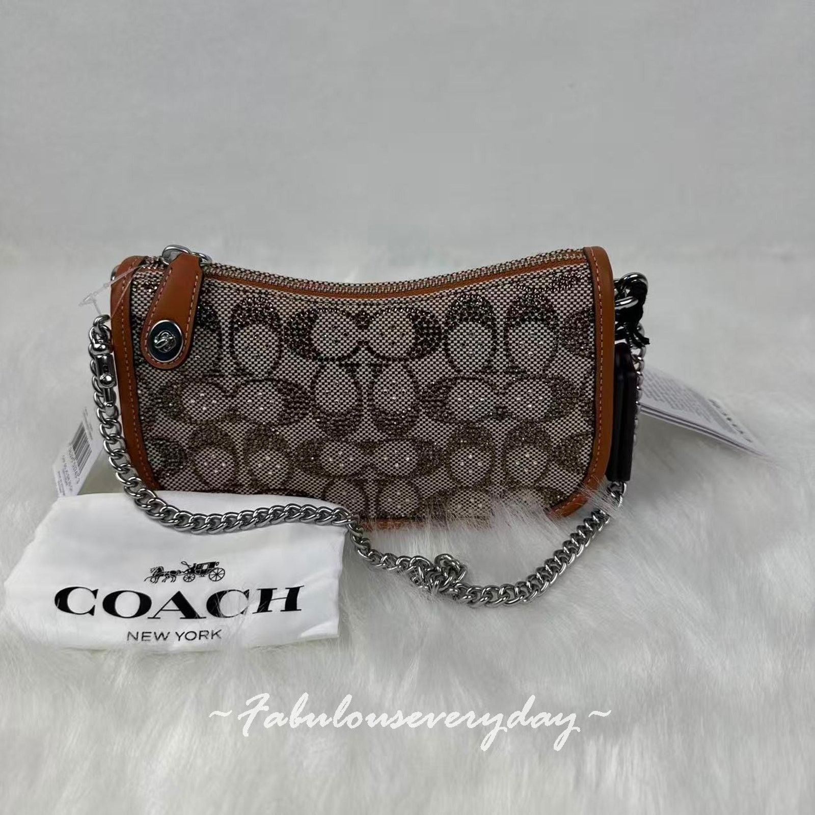Coach Coach Swinger 20 Chain Crystal Sig Jacquard/Burnished Amber Size ONE SIZE - 1 Thumbnail