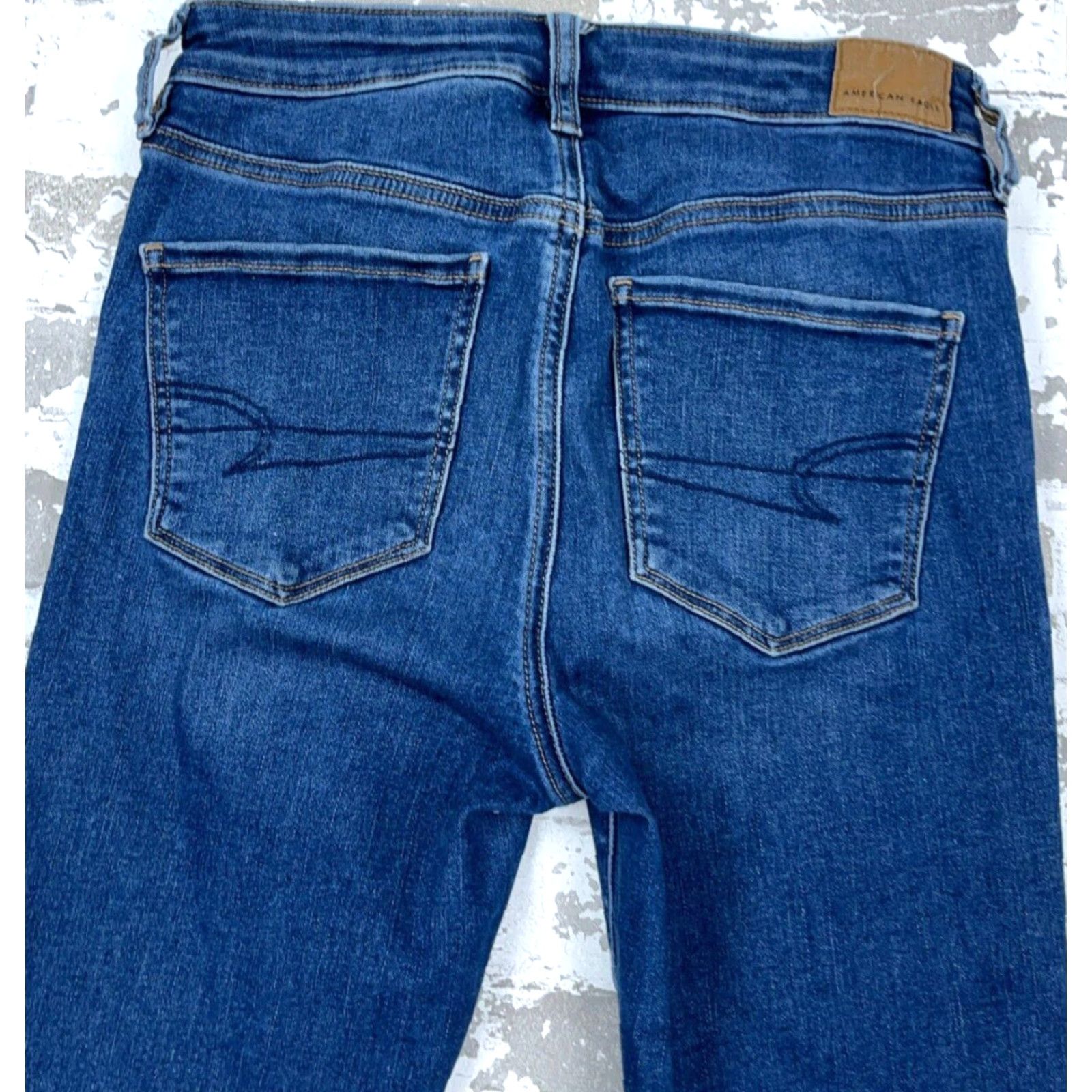 American Eagle Outfitters American Eagle Jeans Women 4 Short High Rise Jegging Med Wash Faded Stretch A80 Size 27" / US 4 / IT 40 - 6 Thumbnail