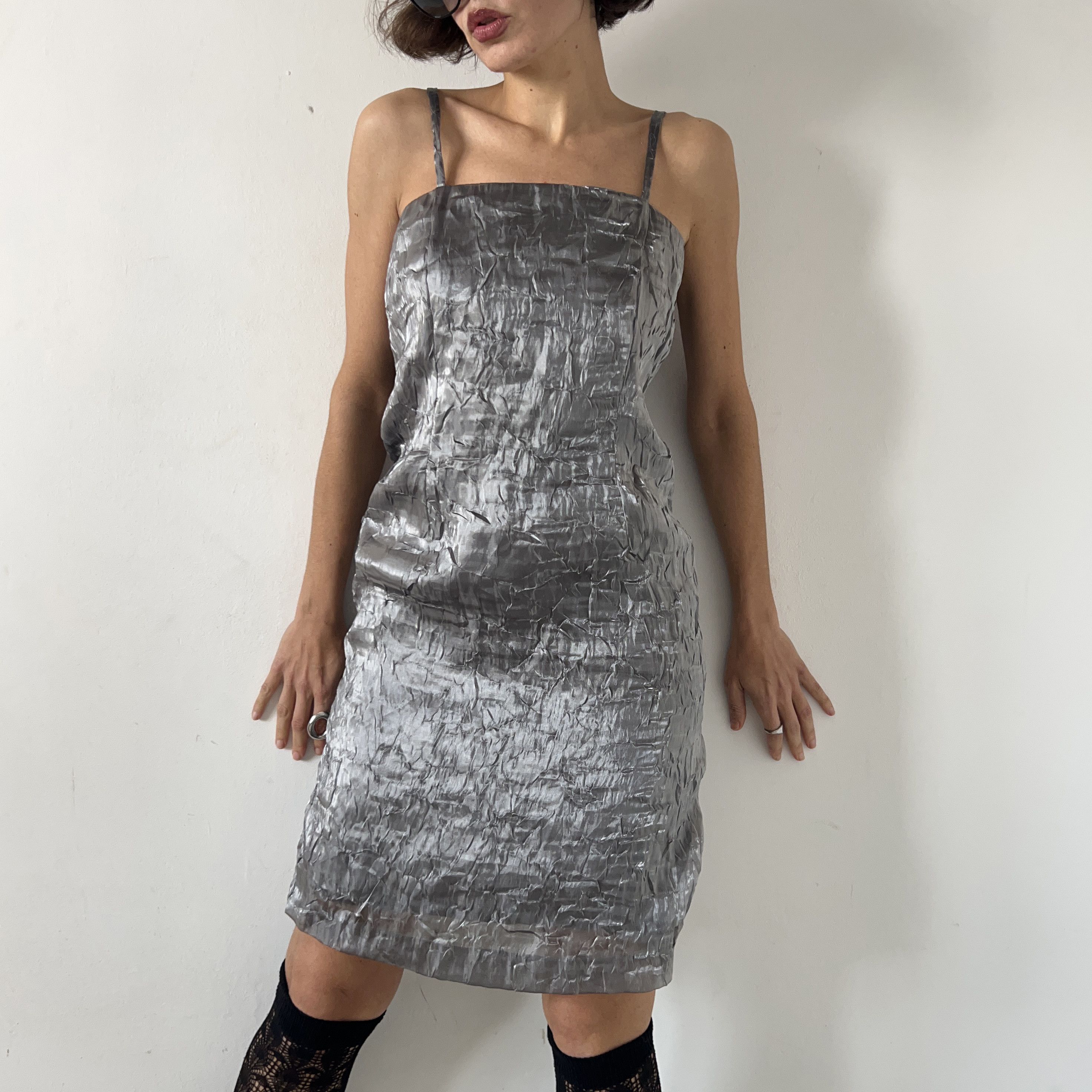 Vintage Vintage silver crinkle raver slip dress Size S / US 4 / IT 40 - 9 Thumbnail