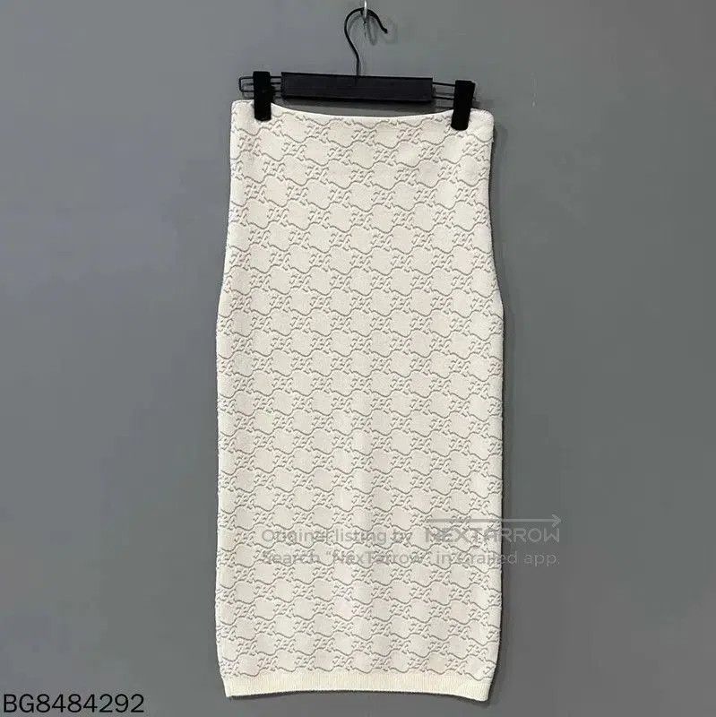 Fendi Fendi Midi White Dress for Women . Size XXS / US 00 / IT 34 - 1 Thumbnail