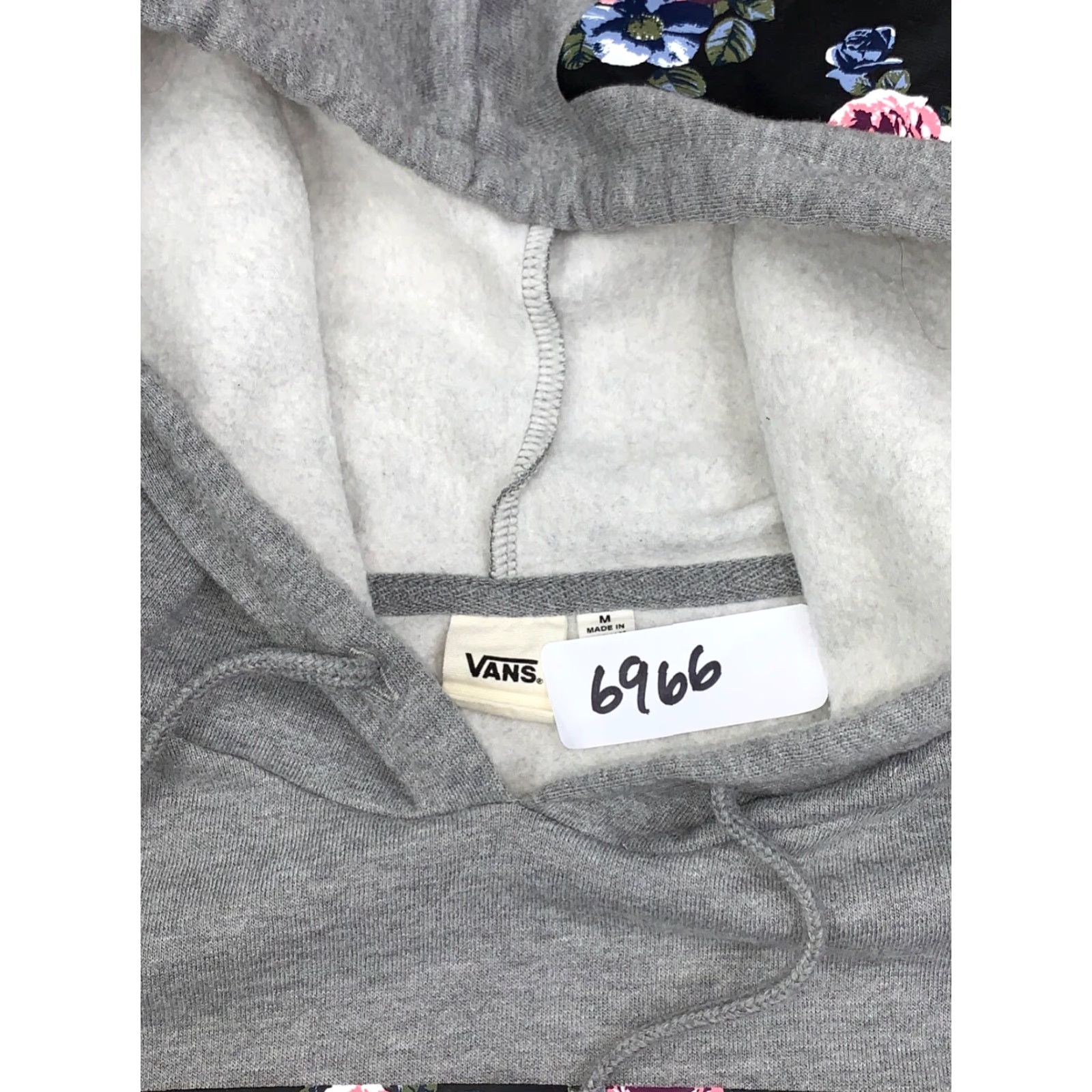 Vans Vans Pullover Hoodie Gray M Graphic Print Beach Skateboarding Unisex Adults Hoodie Size M Size US M / EU 48-50 / 2 - 3 Thumbnail