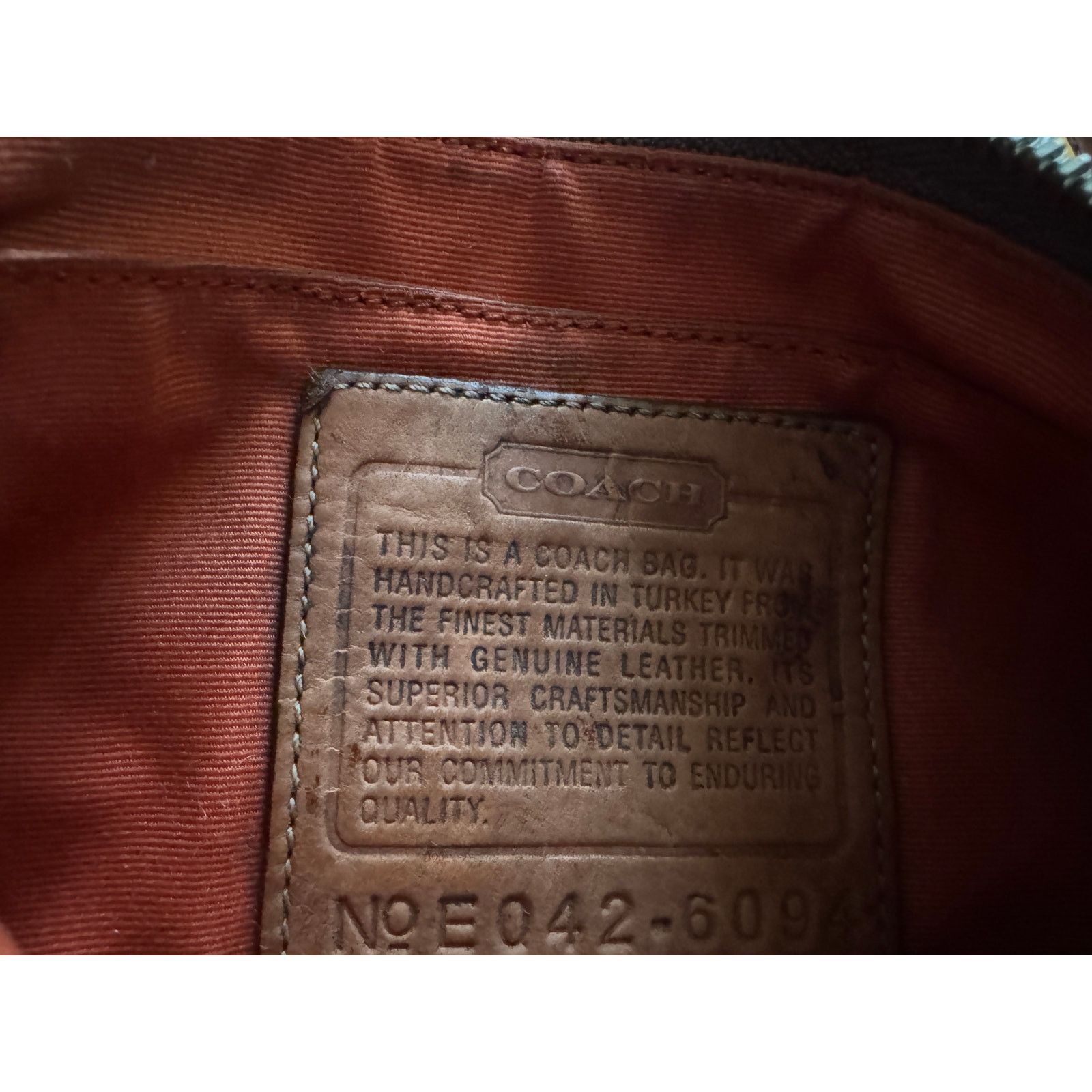 Coach Coach 100% Leather Hampton Demi Logo Handbag ~ Darling Size ONE SIZE - 4 Thumbnail