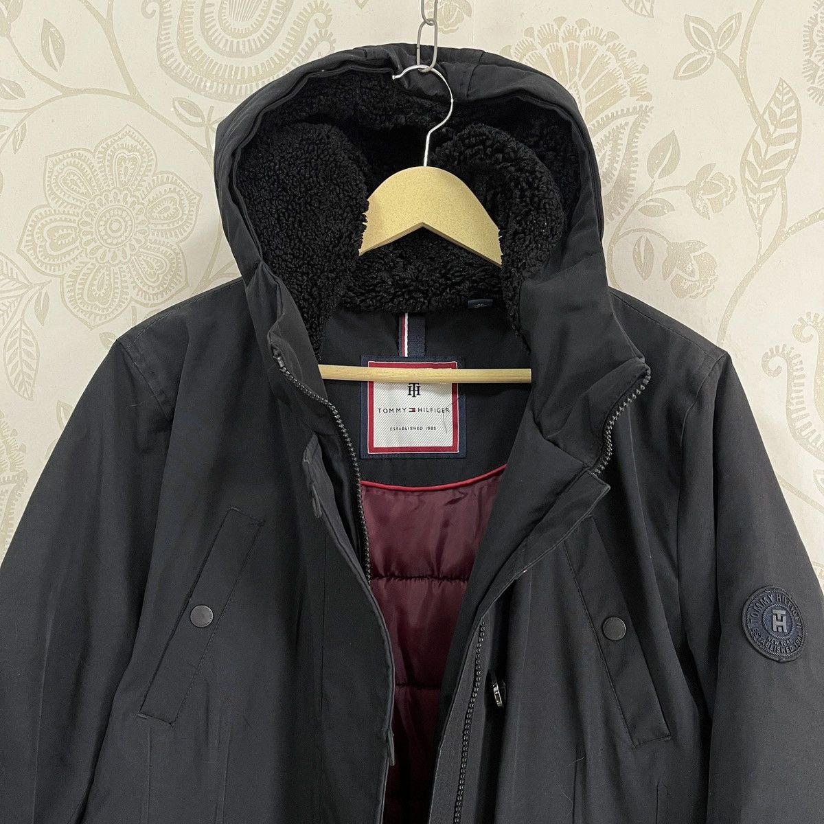 Tommy Hilfiger Tommy Hilfiger Puffer Hoodie Long Jacket Size US XL / EU 56 / 4 - 24 Thumbnail