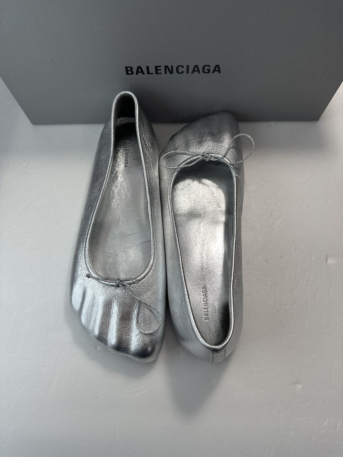 Balenciaga Balenciaga Fetish Metallic Ballerina Flat Size US 7.5 / IT 37.5 - 19 Thumbnail
