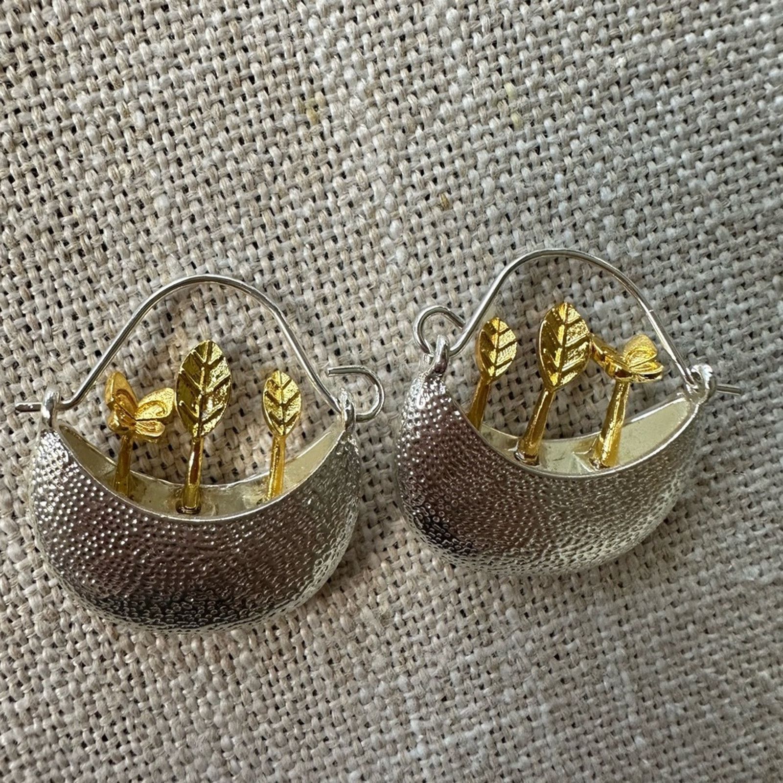 Other Flower Pot Hoop Earrings Size ONE SIZE - 5 Thumbnail