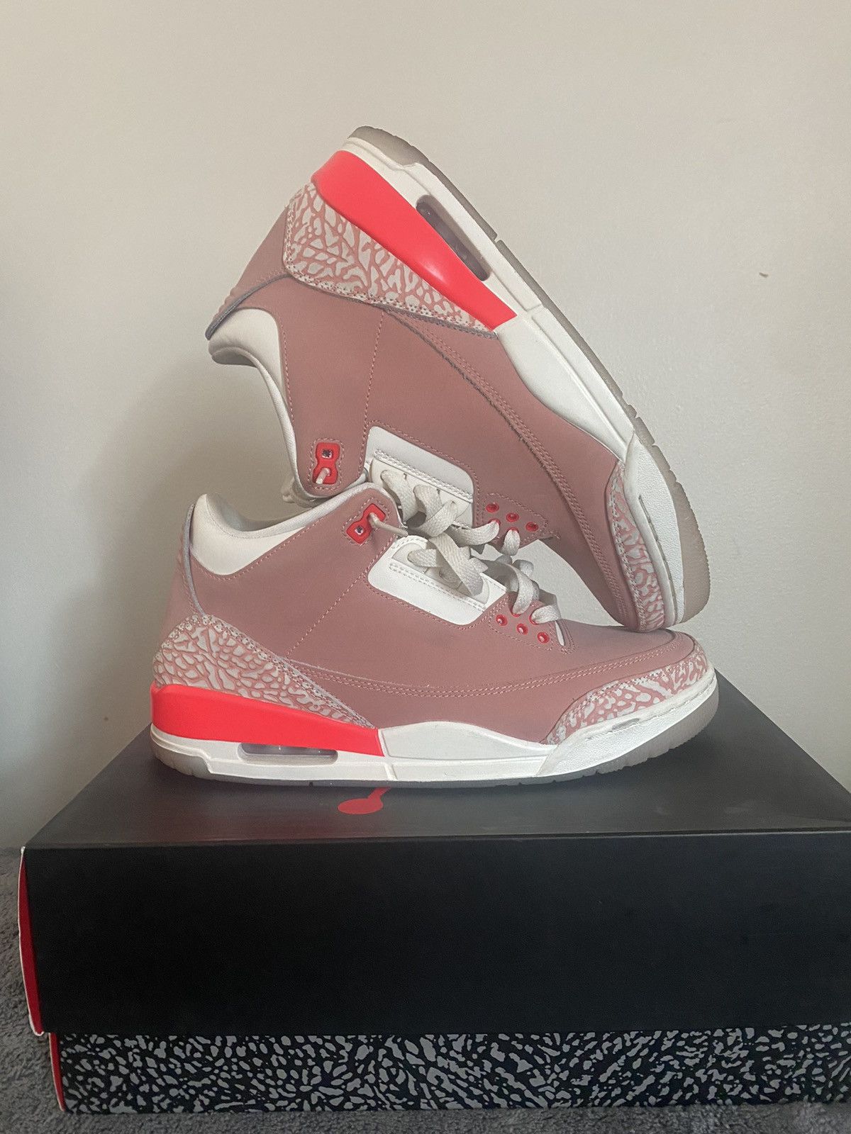 Jordan Brand Jordan 3 pink rust | Grailed