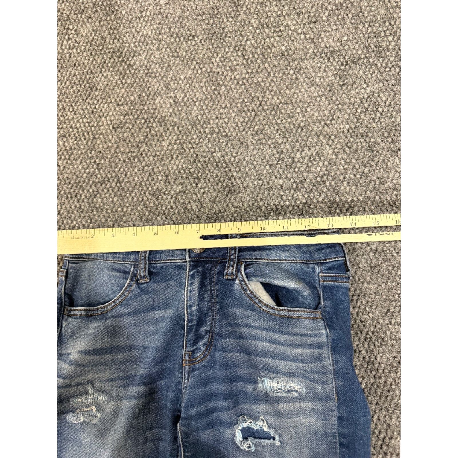 American Eagle Outfitters American Eagle Outfitters Jeans Jegging Skinny Stretch Distressed Blue 26in Inseam 26 Regular Womens 2 Short Blue Denim Stretch 5-Pocket Zipper Button Size 26" / US 2 / IT 38 - 4 Thumbnail