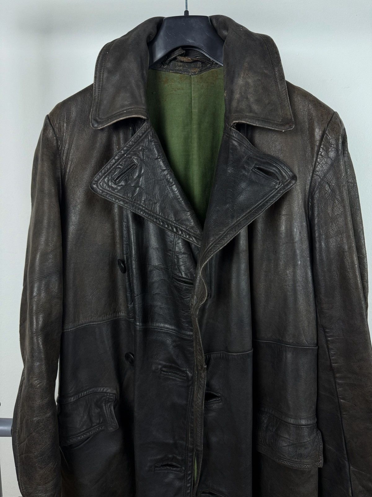 Vintage Vintage 1950s European Leather Trenchcoat Size US L / EU 52-54 / 3 - 3 Thumbnail