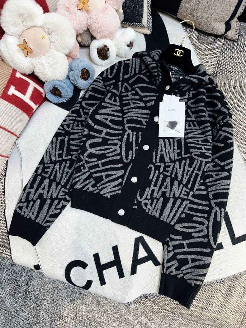 Chanel Chanel 21N Ski Series Coco neige Black Gray Letter Hooded Size XS / US 0-2 / IT 36-38 - 8 Thumbnail