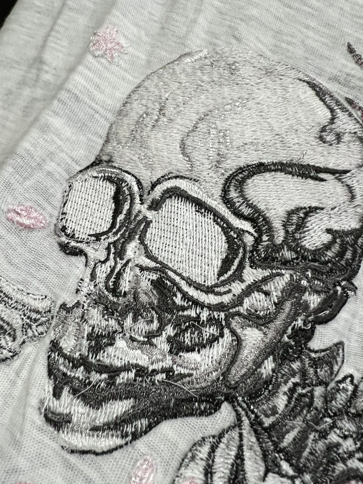 Japanese Brand Embroidery Cherry Blossom Skull Traditional Japanese Ls tee Size US M / EU 48-50 / 2 - 16 Thumbnail