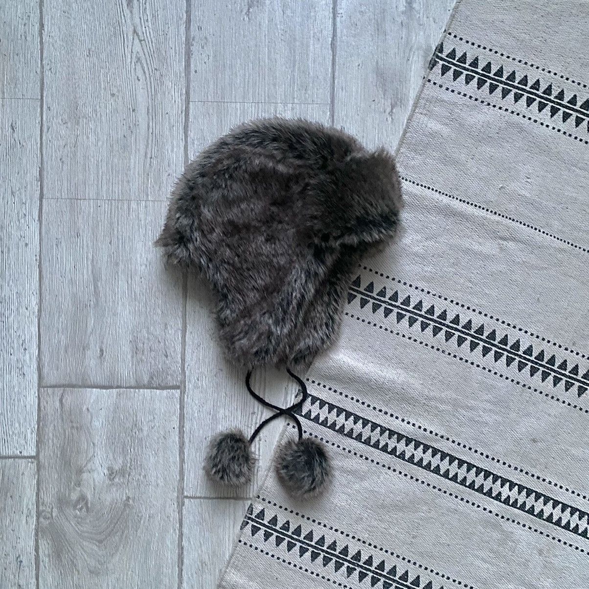 Japanese Brand Vintage Y2K 2000s Faux Fur Trapper Ushanka Winter Hat Size ONE SIZE - 1 Thumbnail