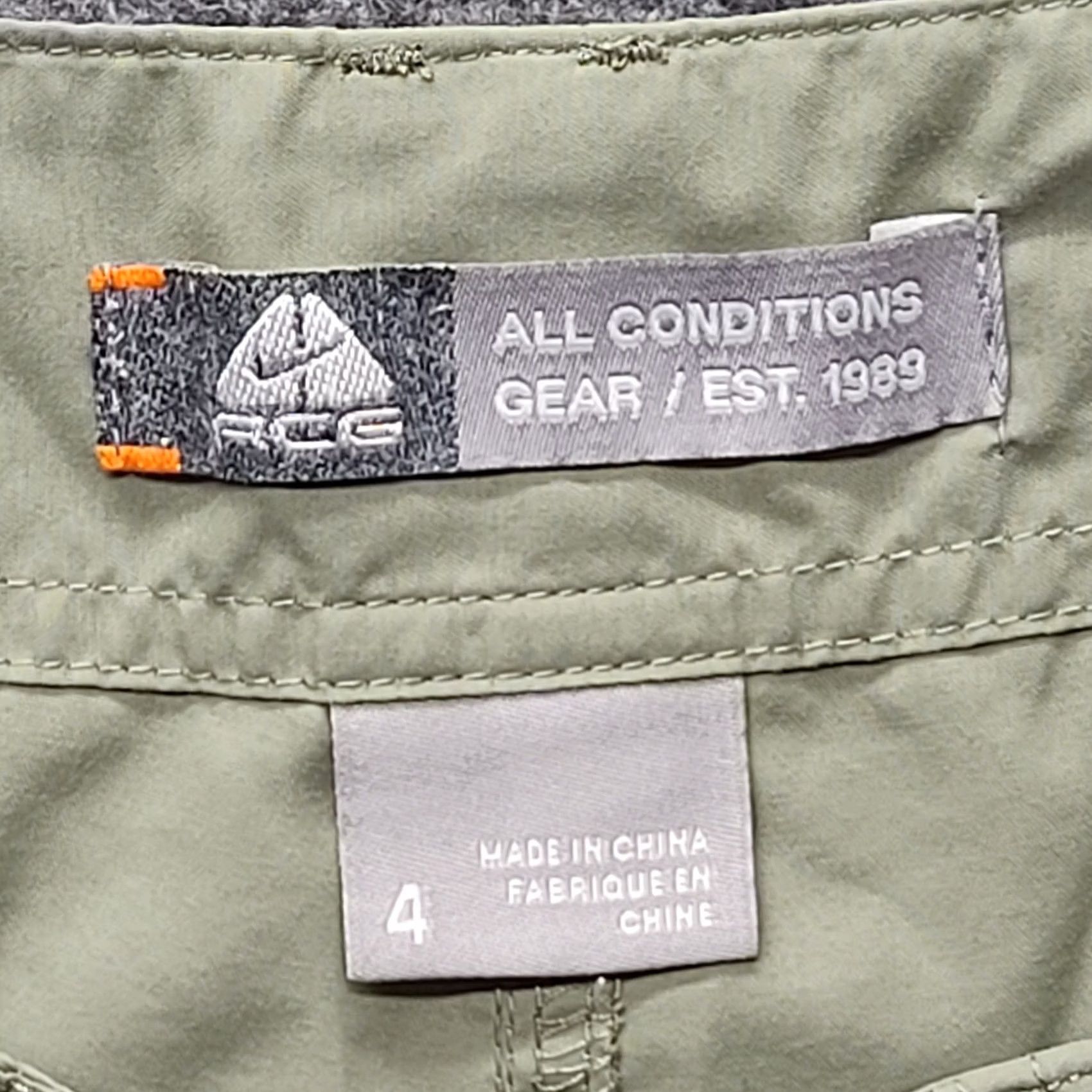 Nike ACG Nike ACG Shorts Women Cargo Outdoors Hiking Casual Comfort Green 4 Solid Lightweight Breathable Pockets Size 27" / US 4 / IT 40 - 2 Thumbnail