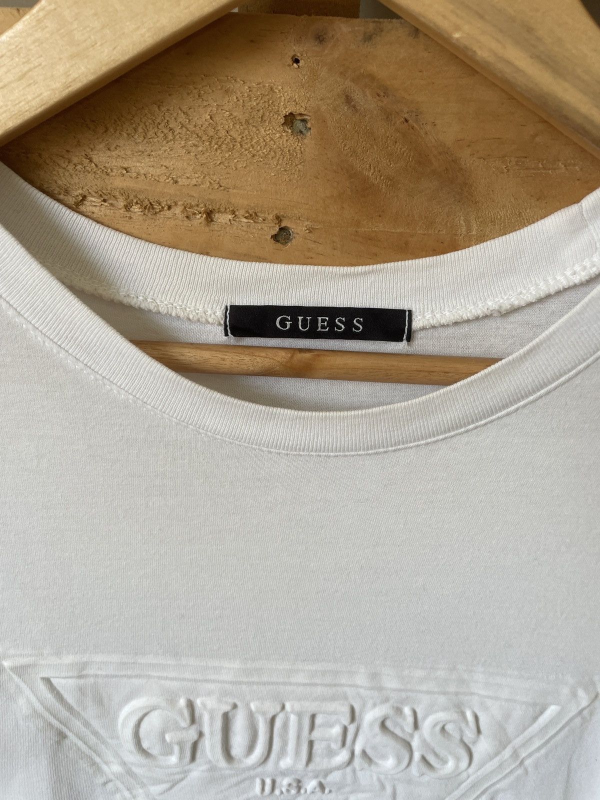 Guess Guess Off White Embossed T- Shirt S Size US S / EU 44-46 / 1 - 5 Thumbnail
