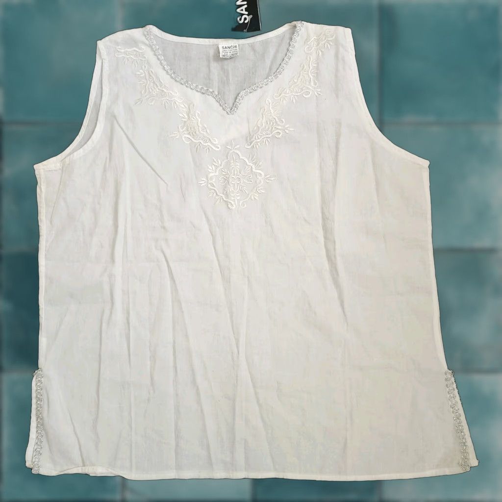 Vintage Sanchi White Embroidered Sleeveless Blouse Top Cotton Size Medium Women Regular Pullover Blouse, Party/Cocktail, Casual, Travel Size M / US 6-8 / IT 42-44 - 1 Thumbnail